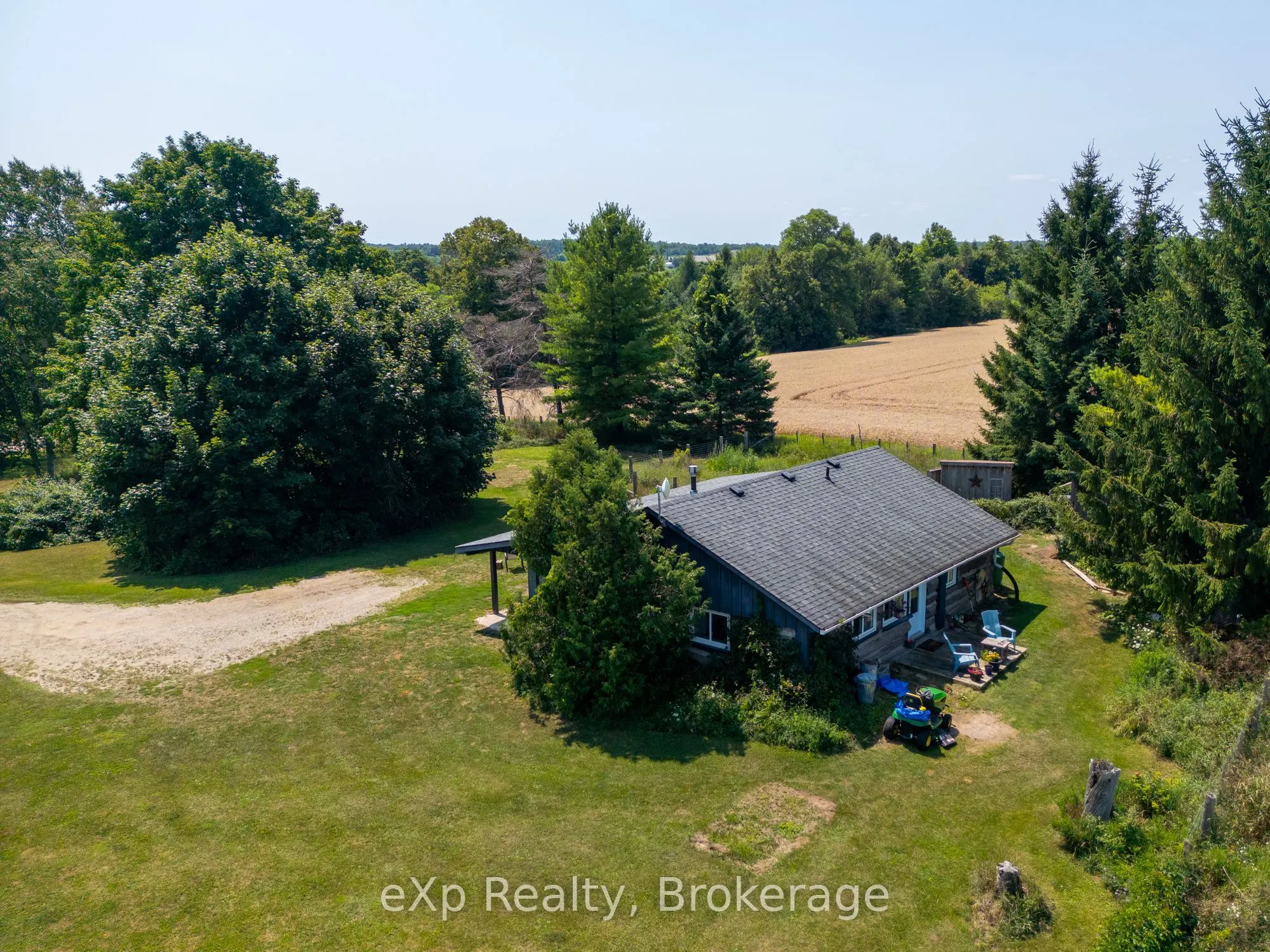 742649 Sideroad 4B