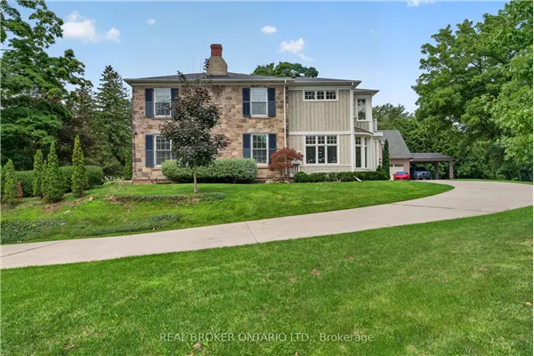 63 Mill Street S