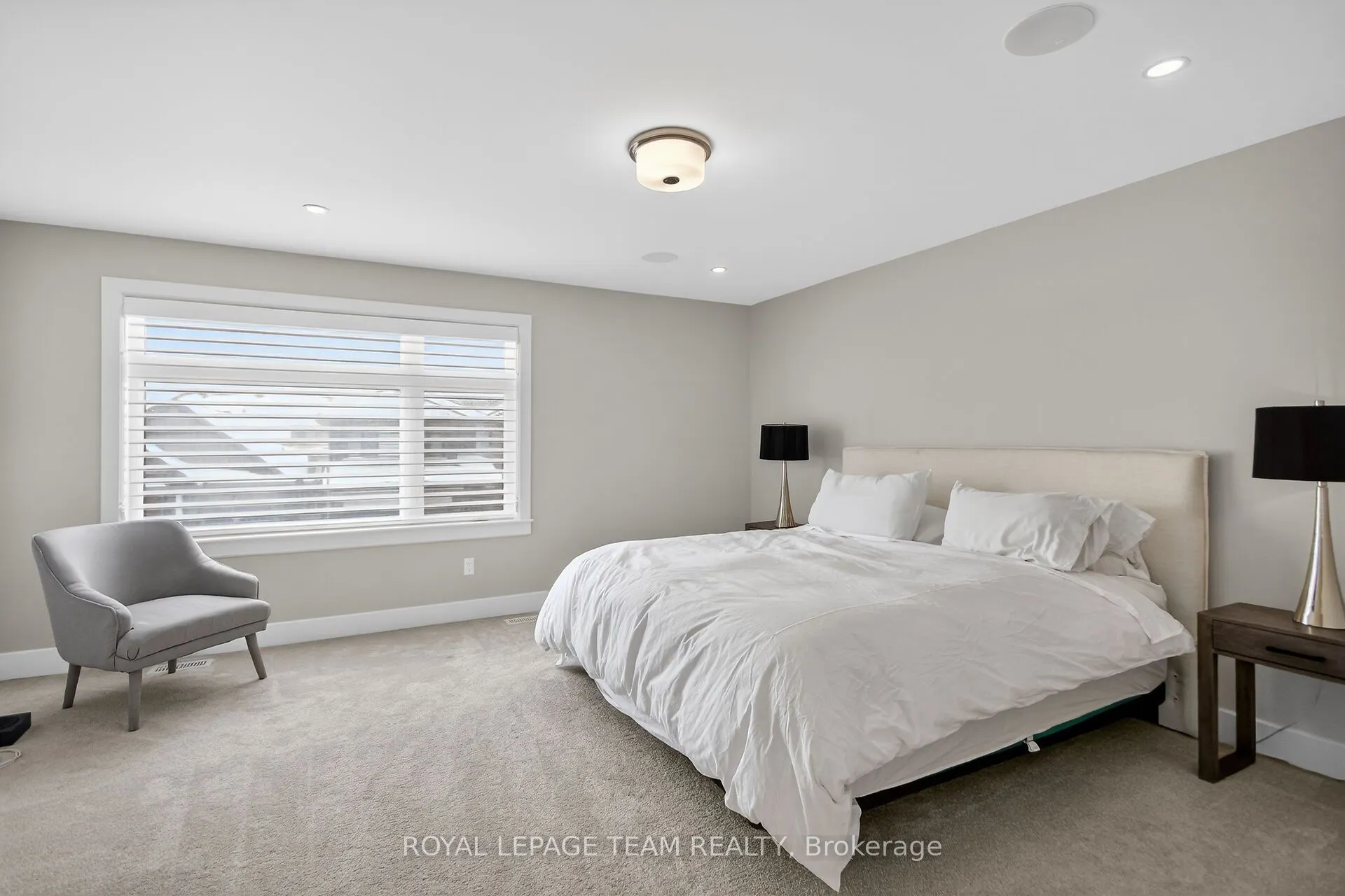 988 Beckton Heights