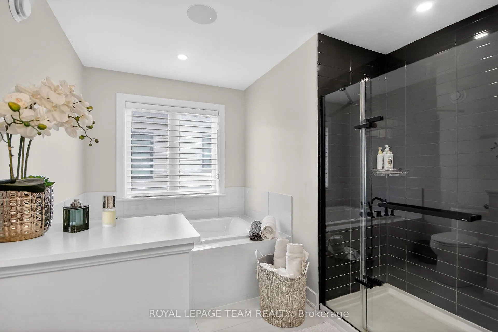 988 Beckton Heights