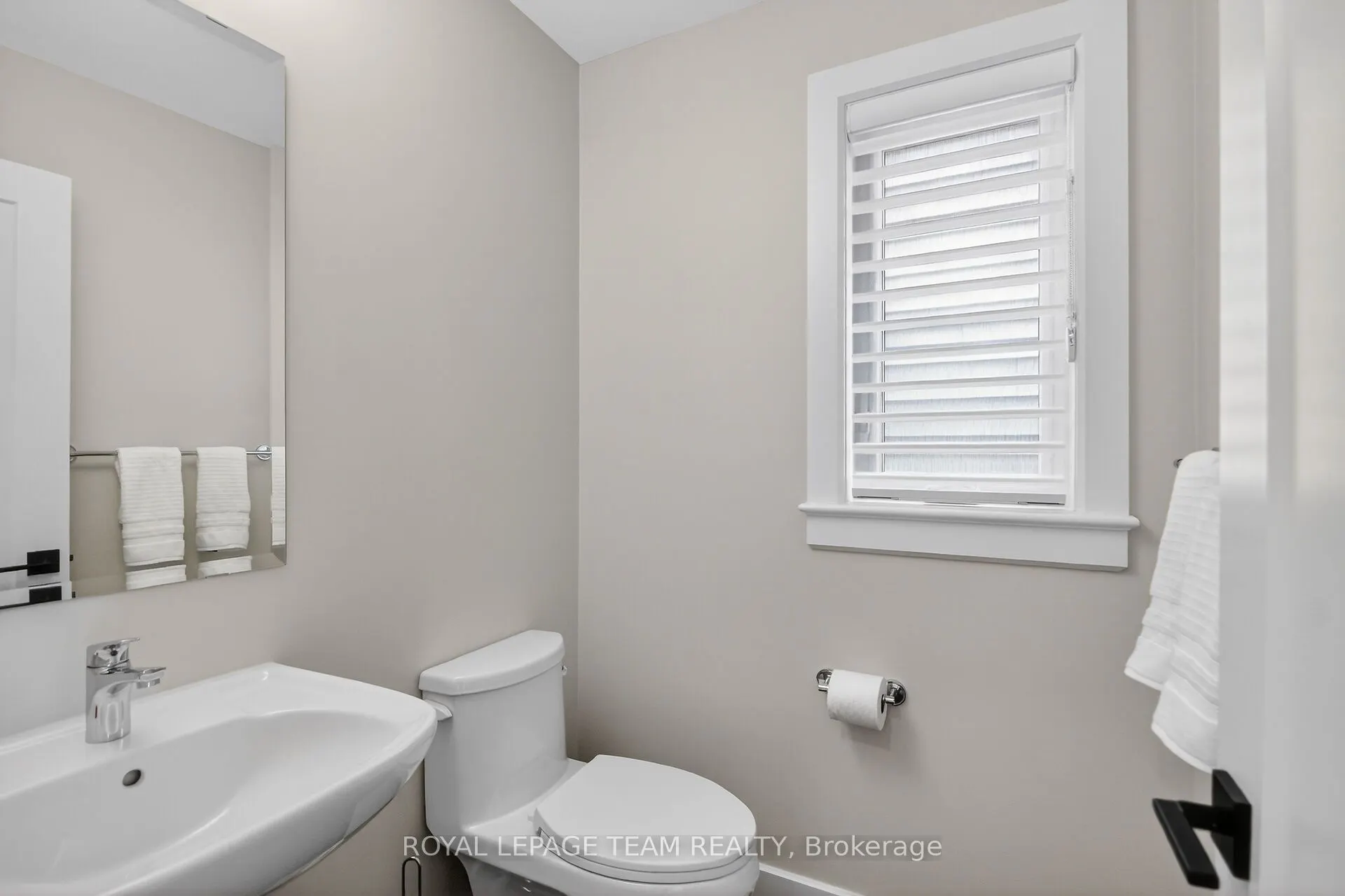 988 Beckton Heights