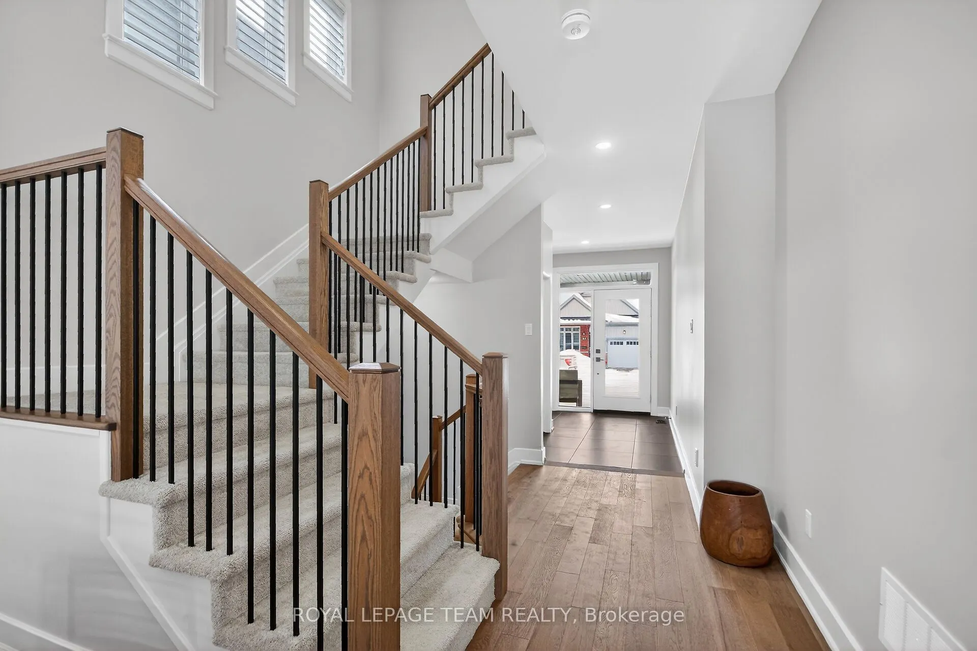 988 Beckton Heights