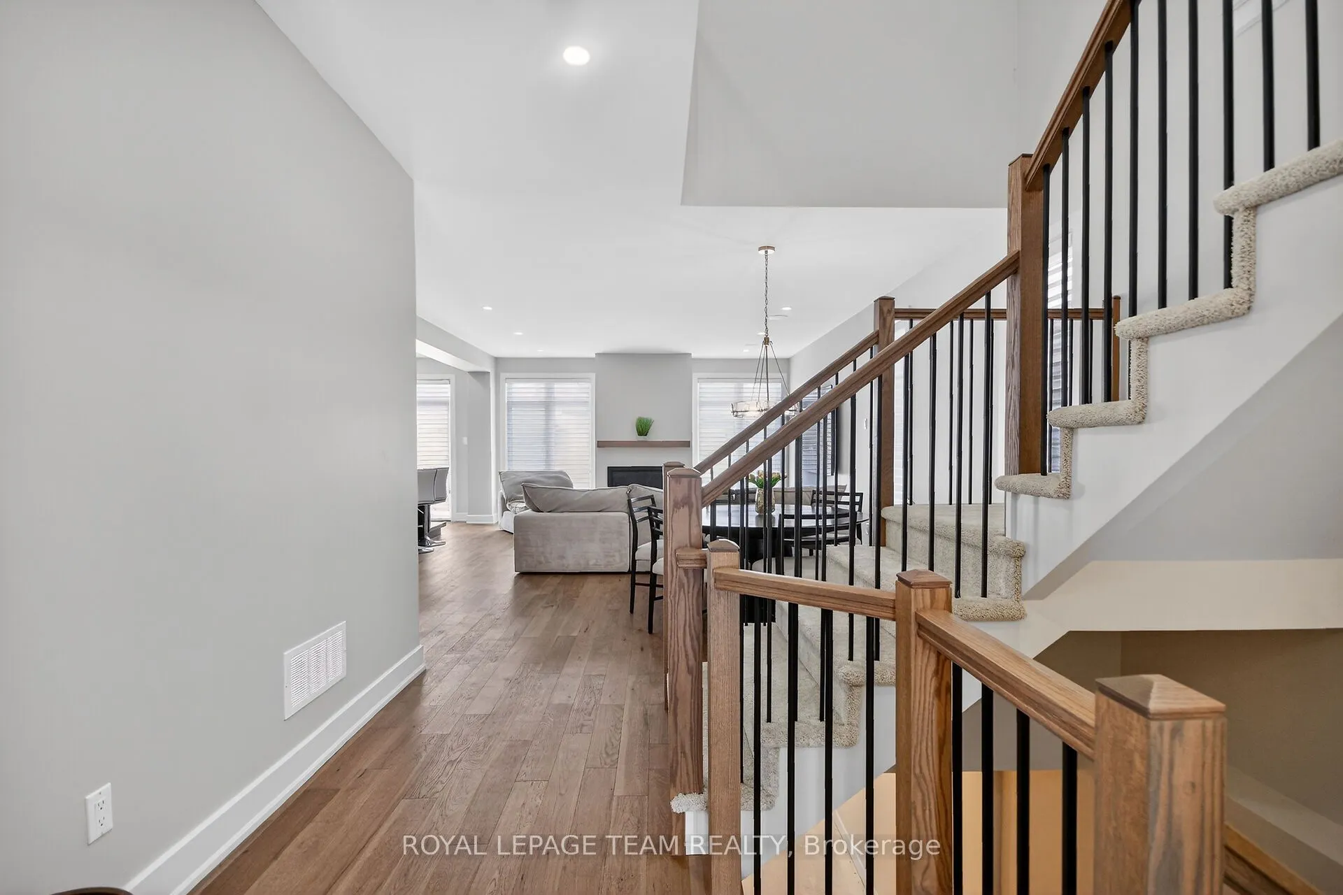 988 Beckton Heights