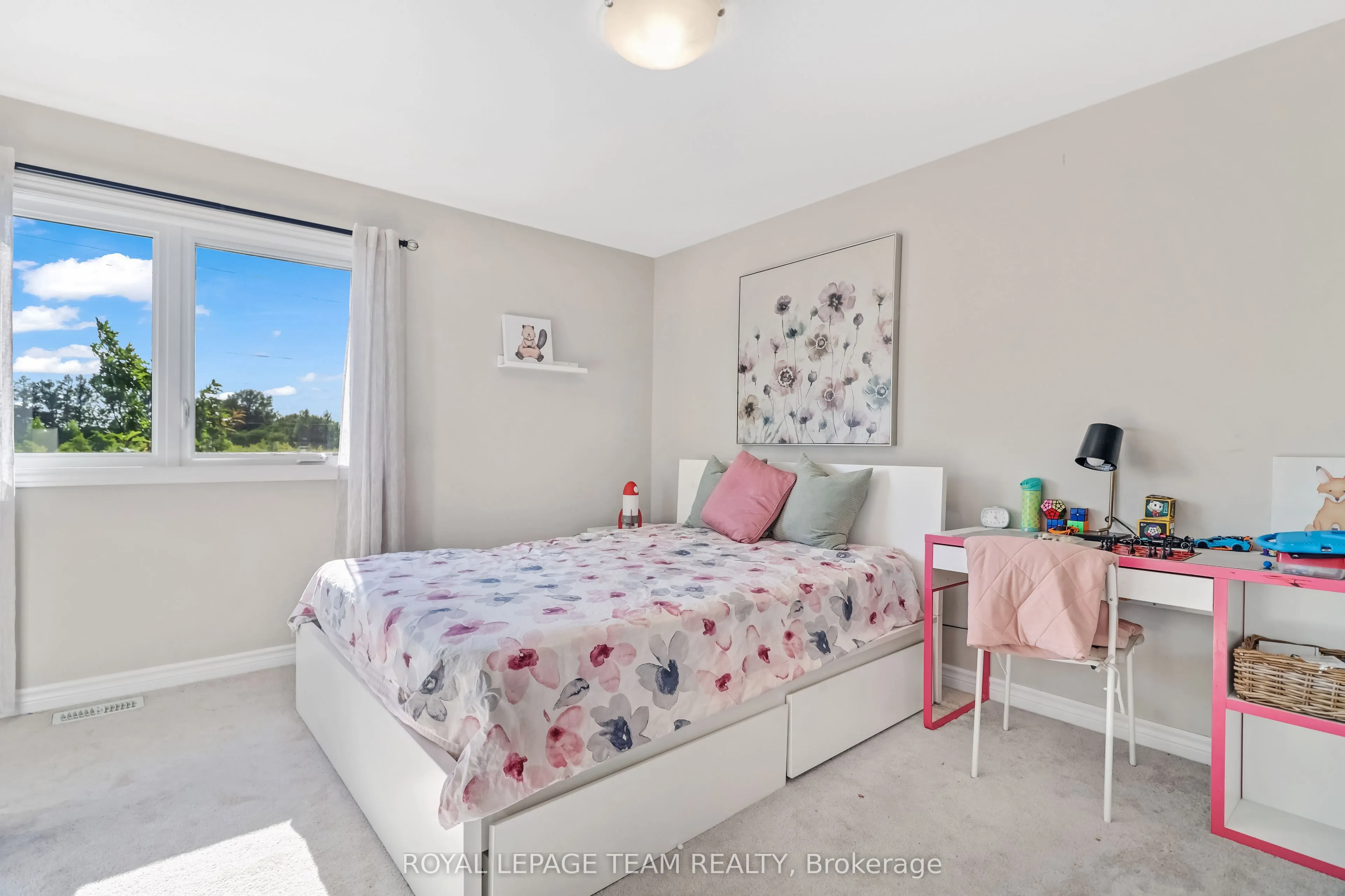 3 Stoneleigh Street