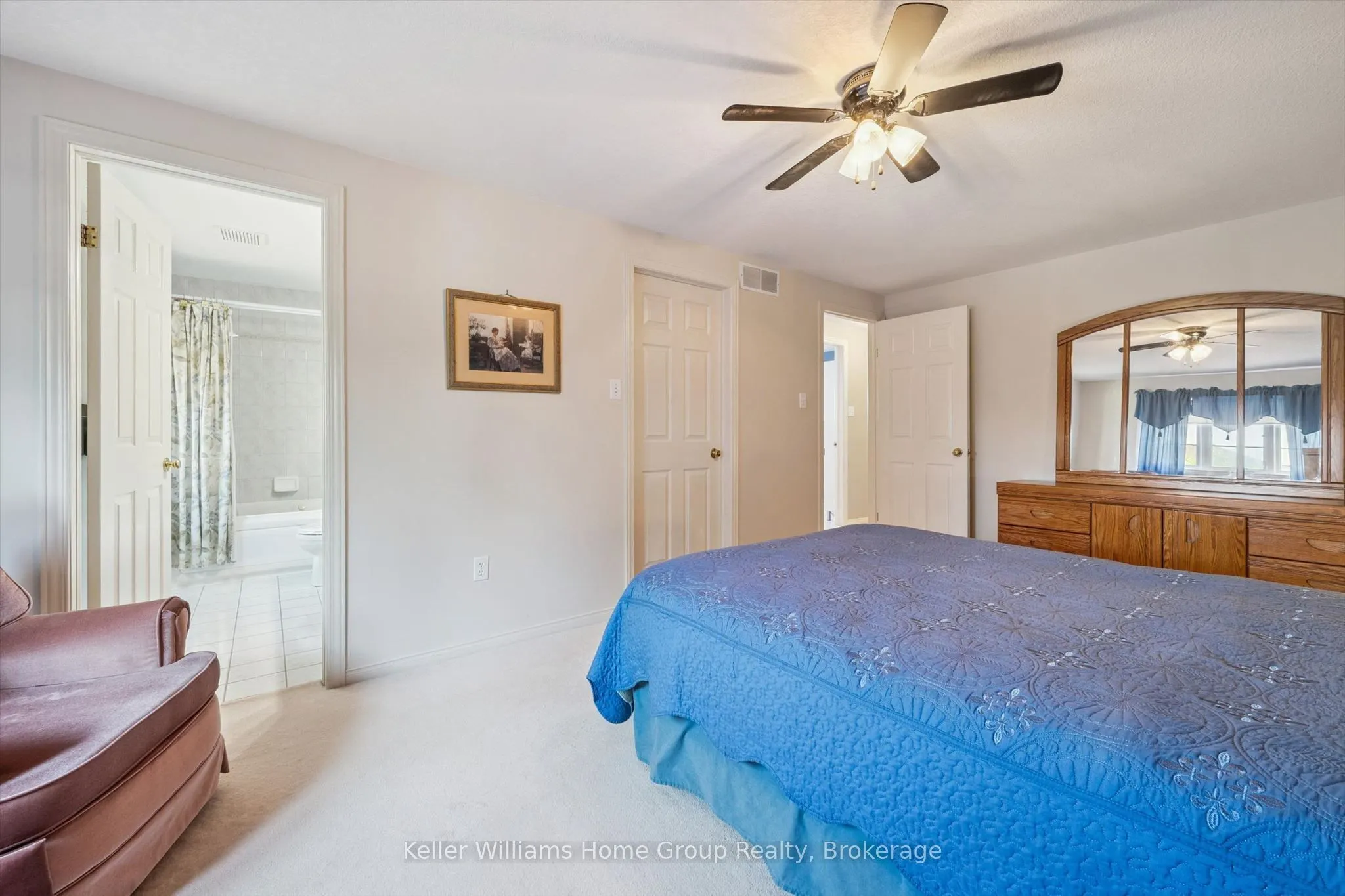 63 Boulder Crescent