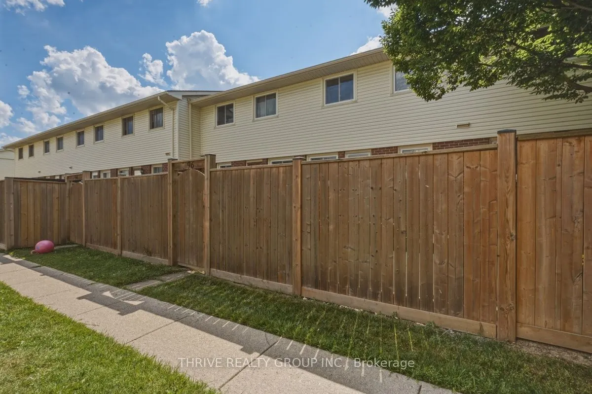 51 Sholto Drive #96