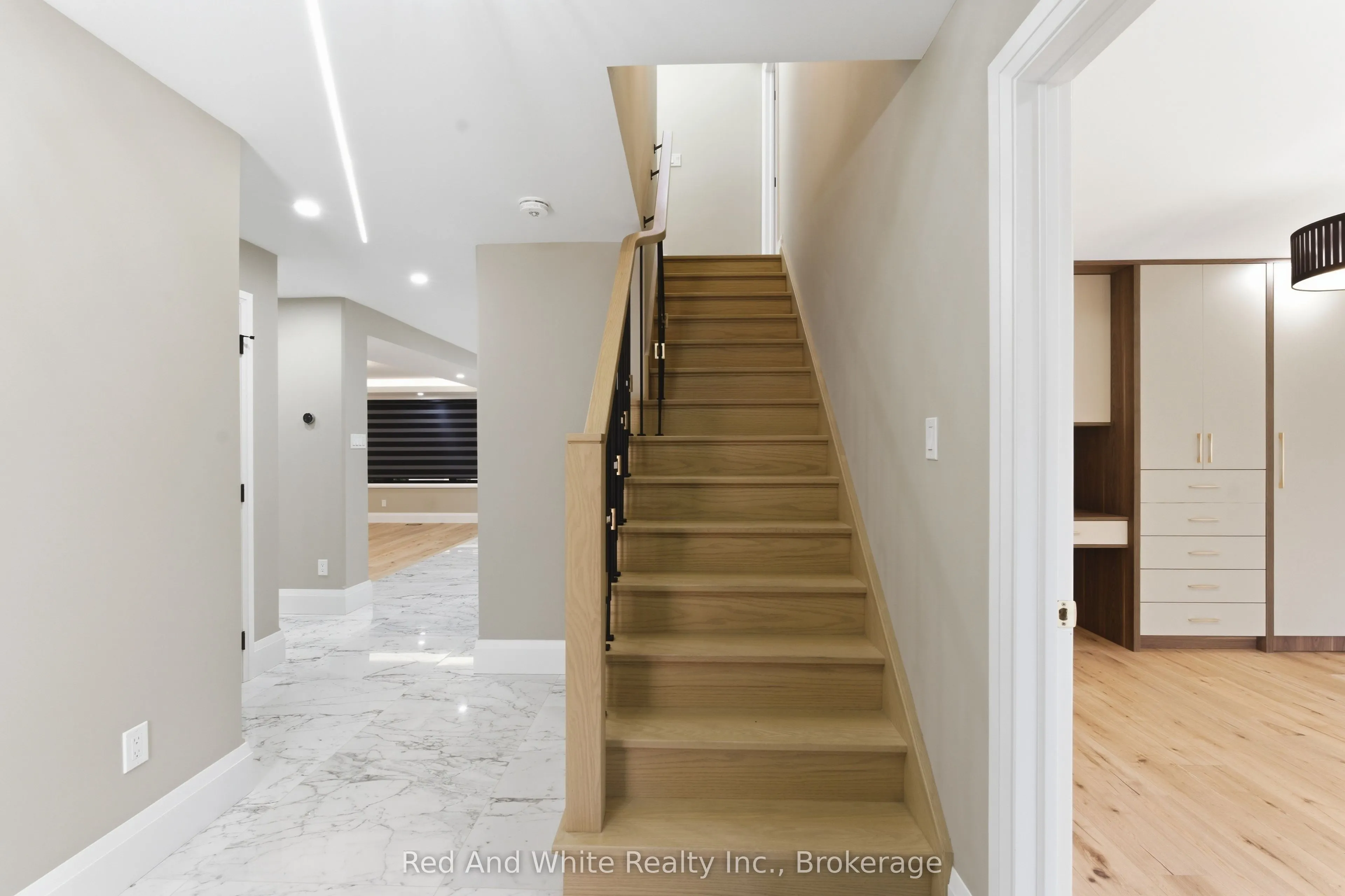 11 Bridlewood Drive