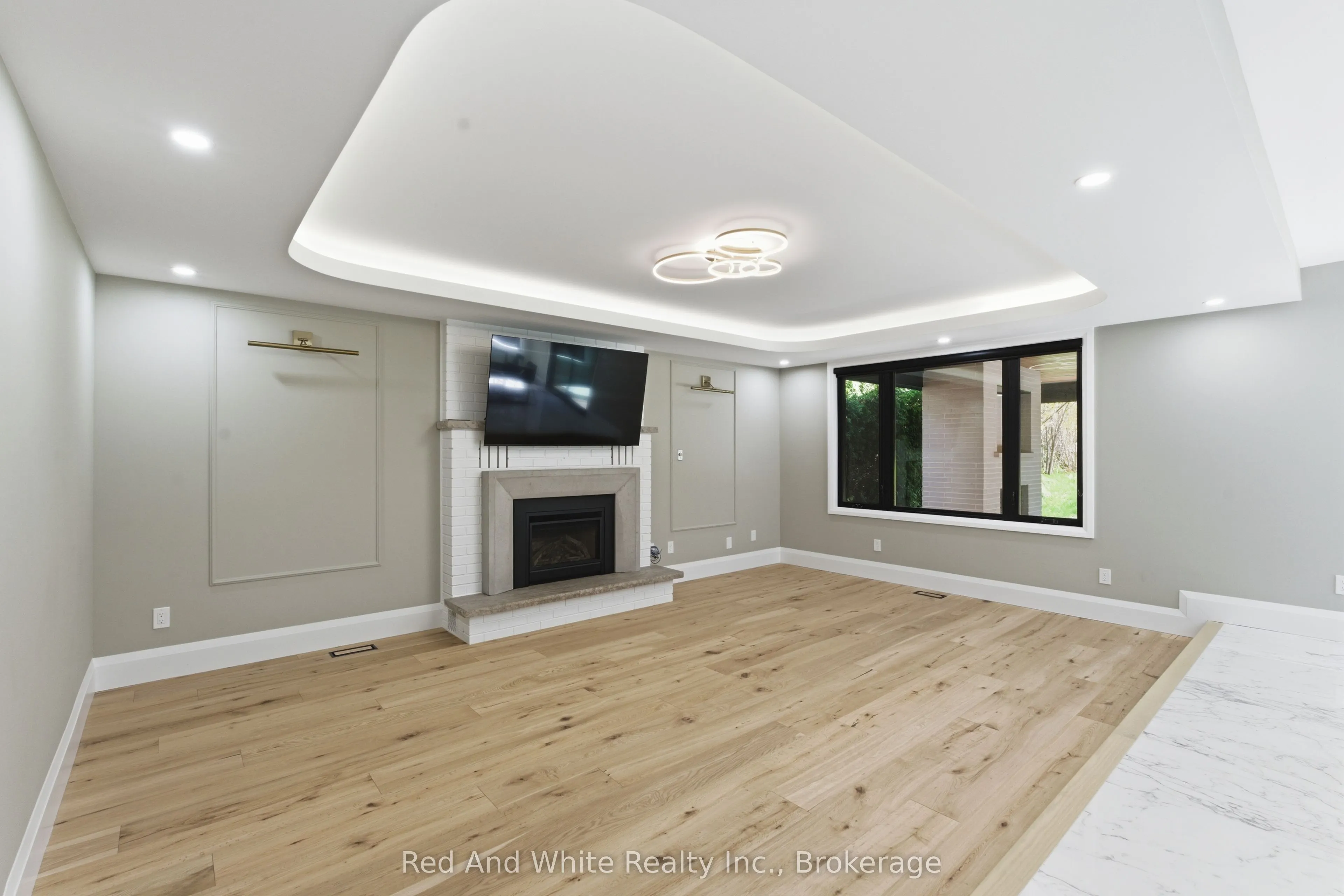 11 Bridlewood Drive