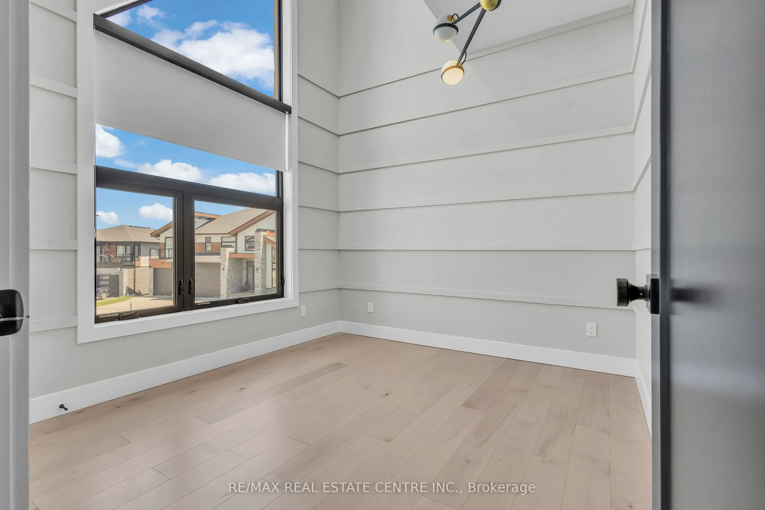 920 Thomas Pedder Court