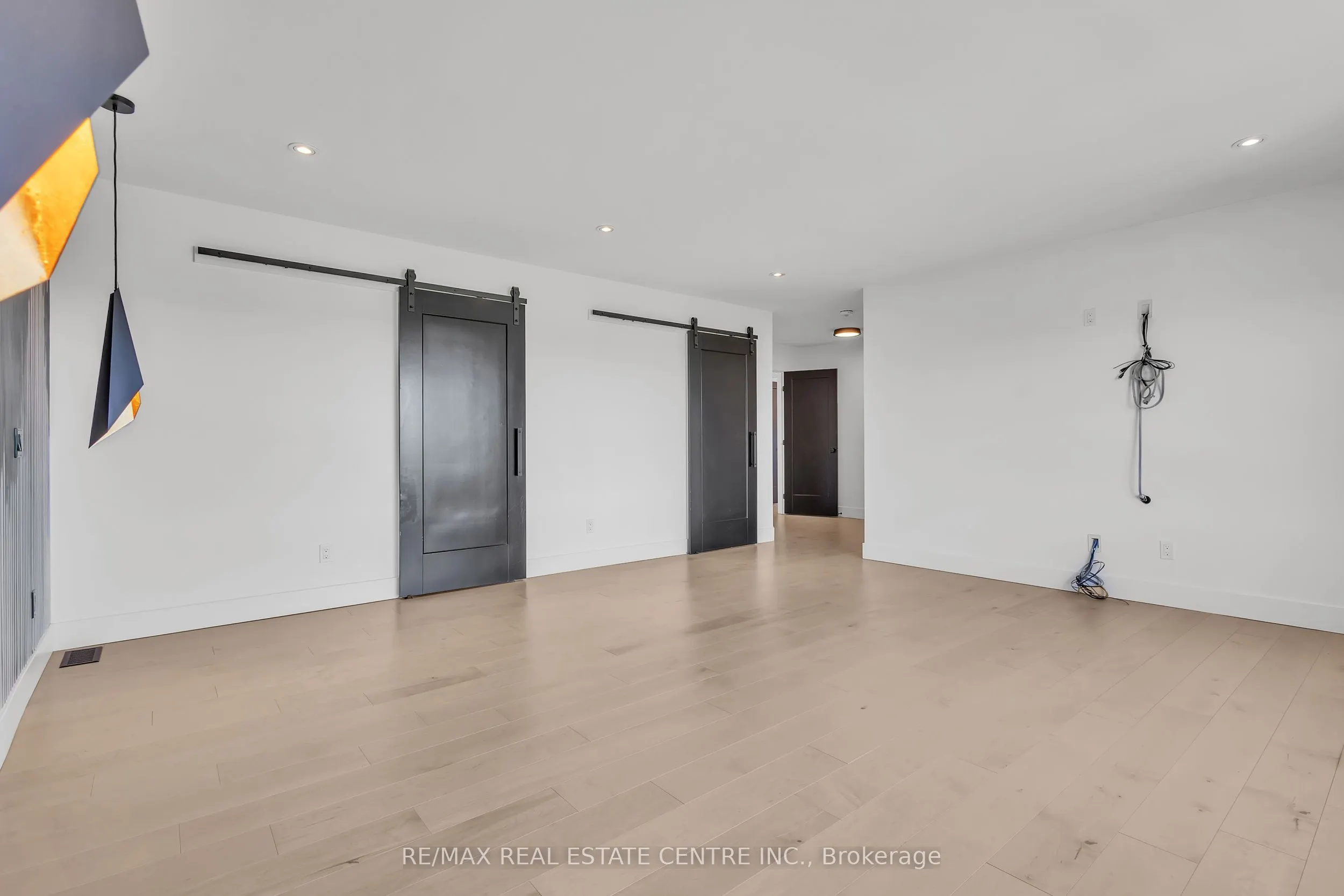920 Thomas Pedder Court