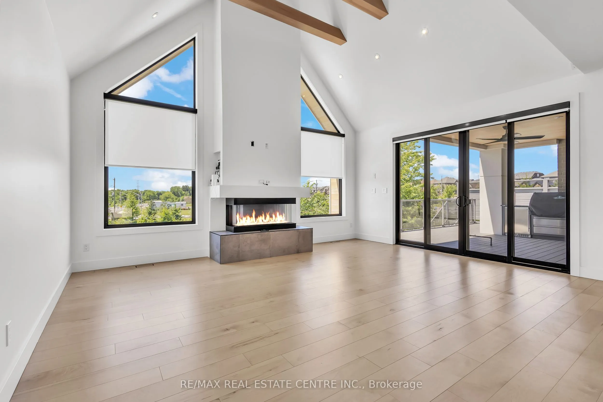 920 Thomas Pedder Court
