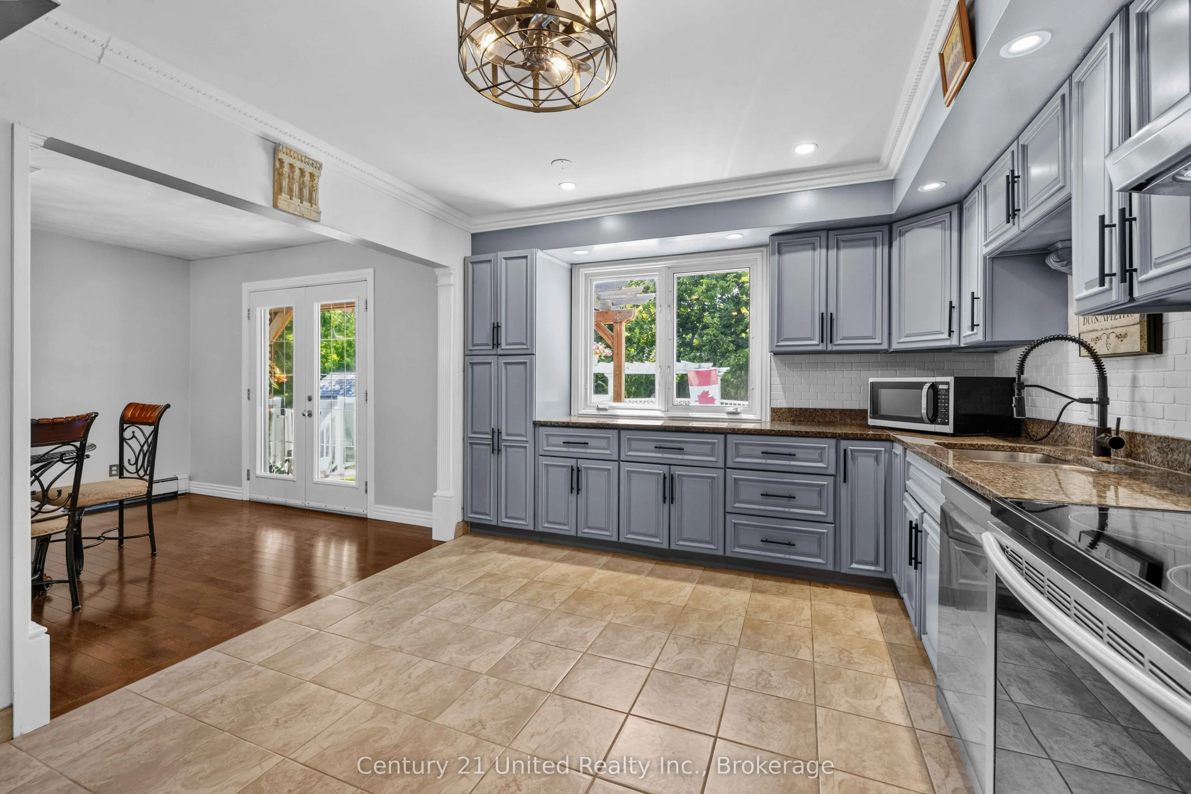 214 Hillview Drive