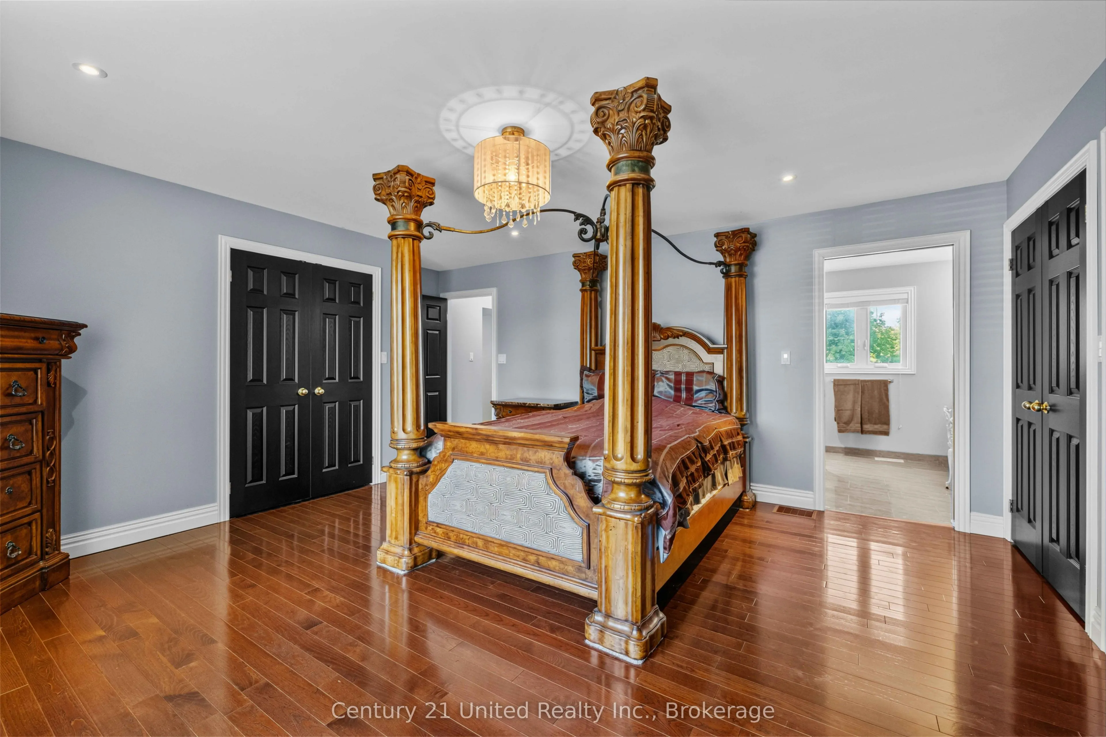214 Hillview Drive