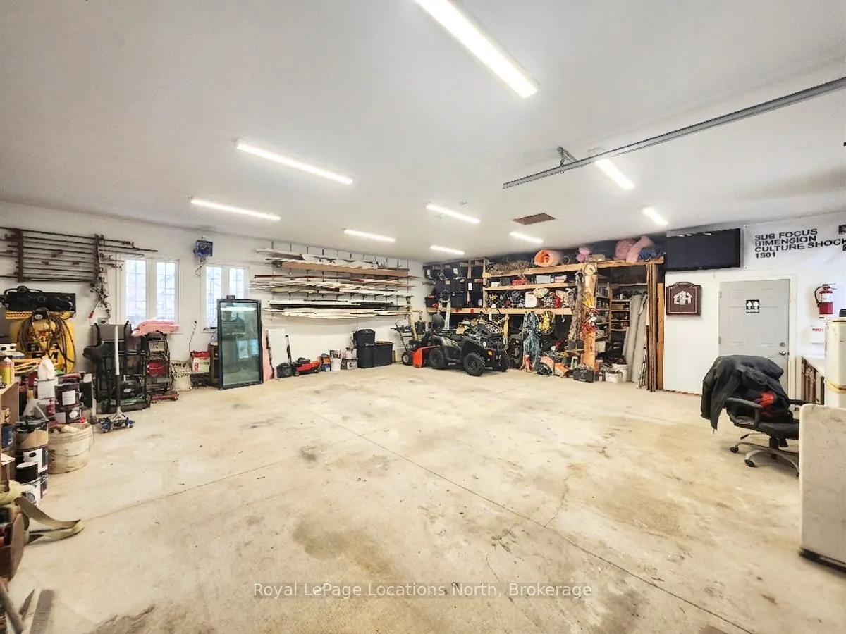 1181 4th Avenue W