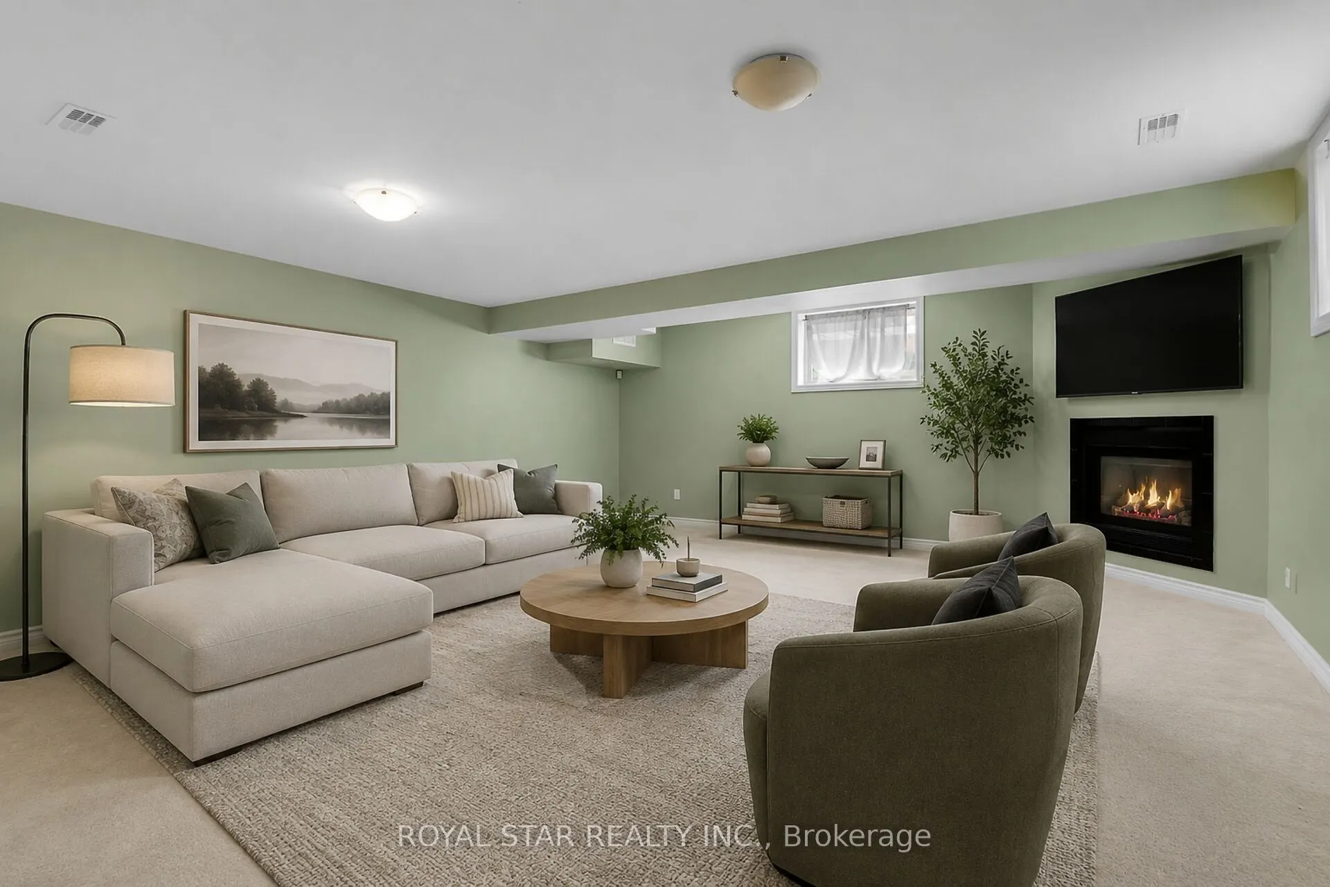 191 FLAT SEDGE Crescent