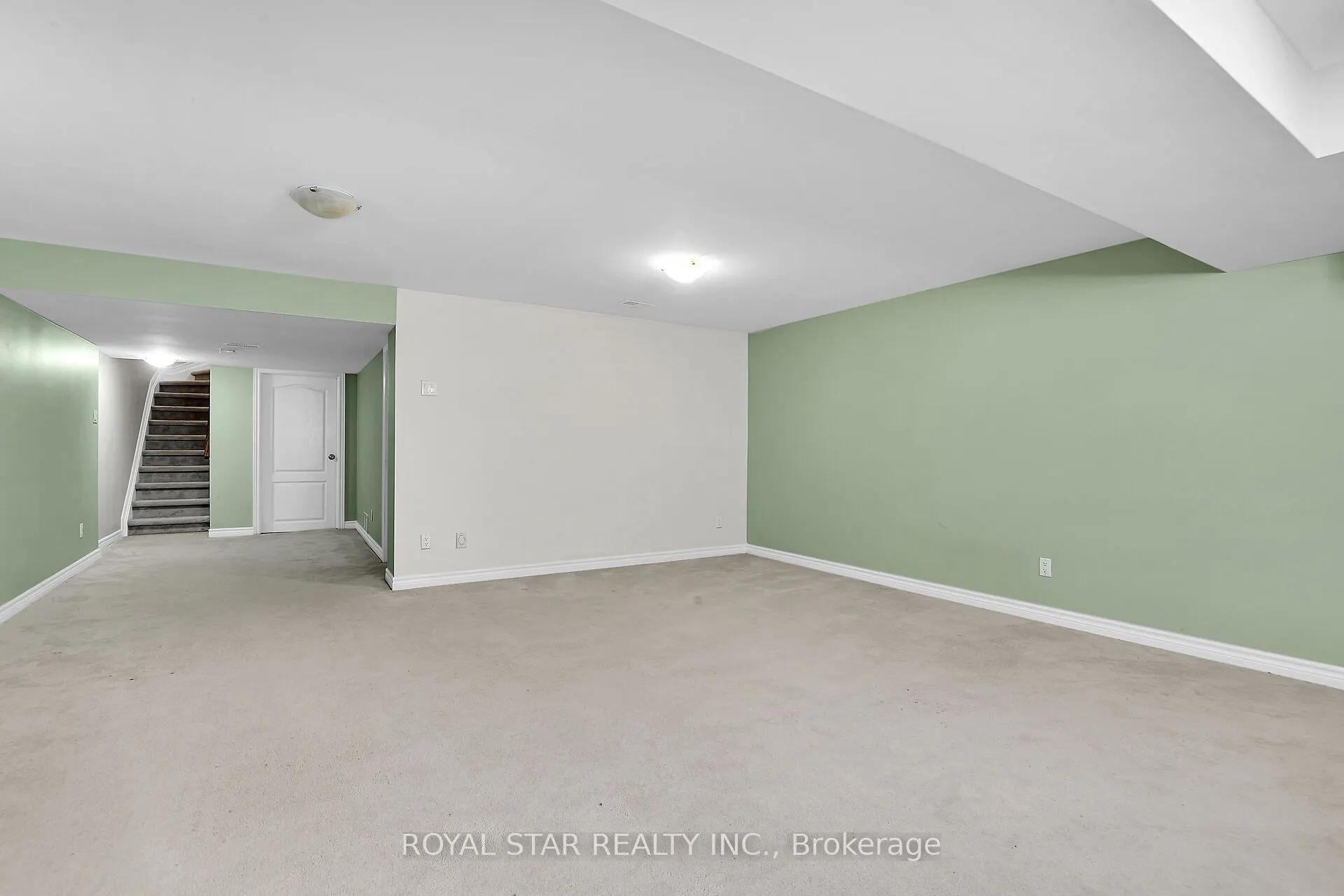 191 FLAT SEDGE Crescent