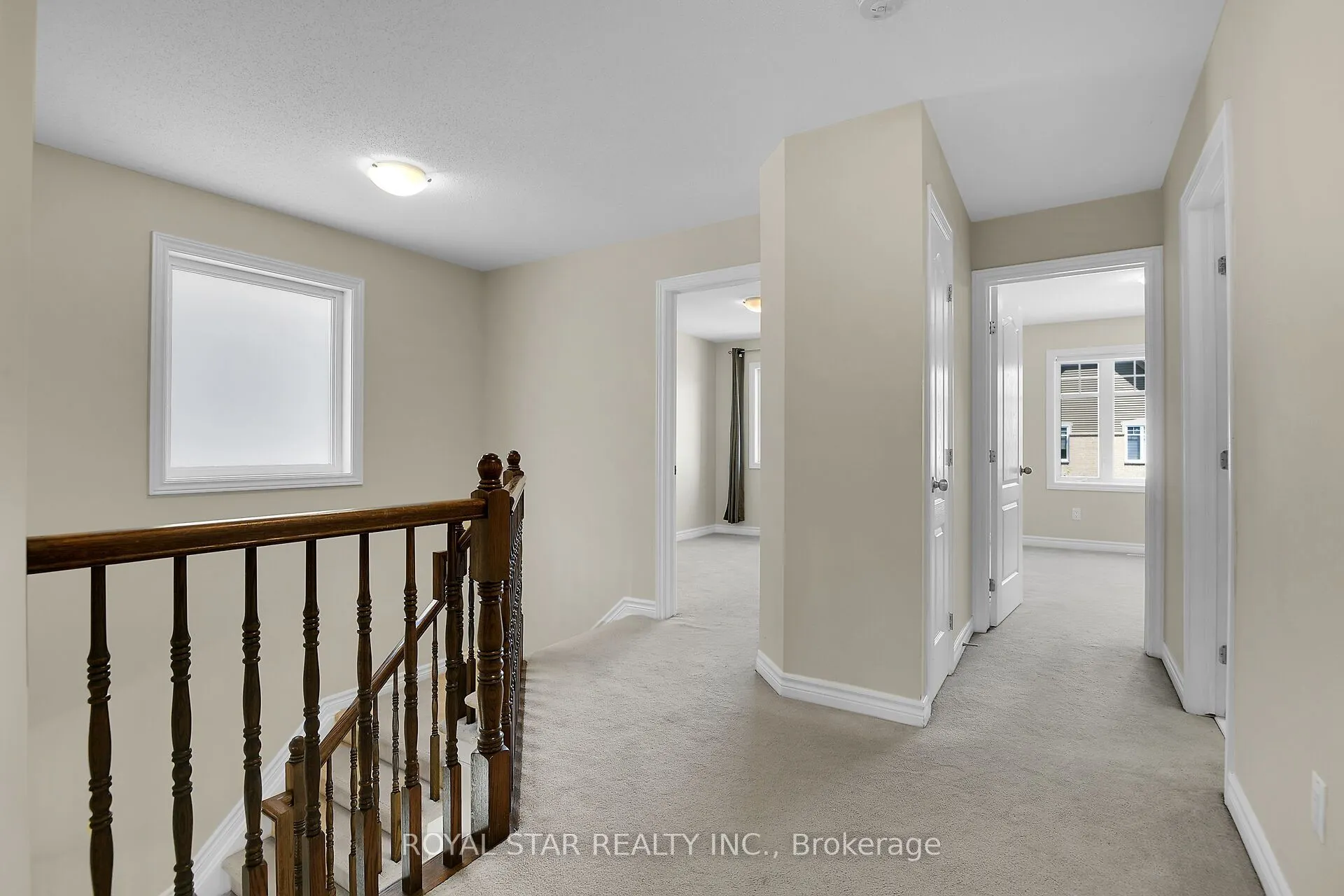 191 FLAT SEDGE Crescent