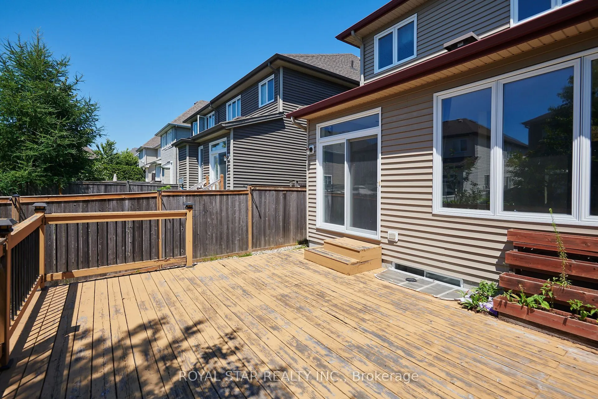 191 FLAT SEDGE Crescent