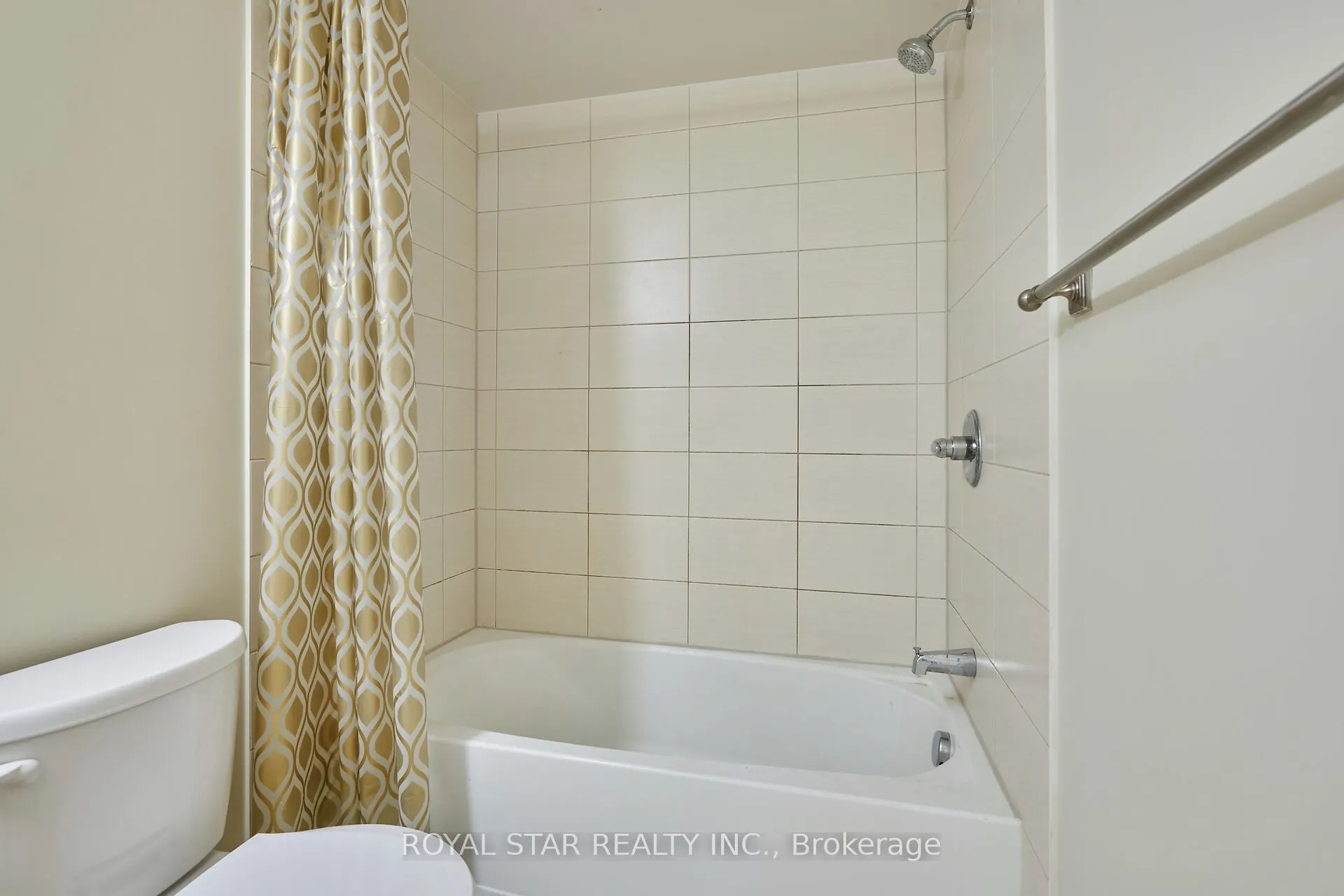 191 FLAT SEDGE Crescent