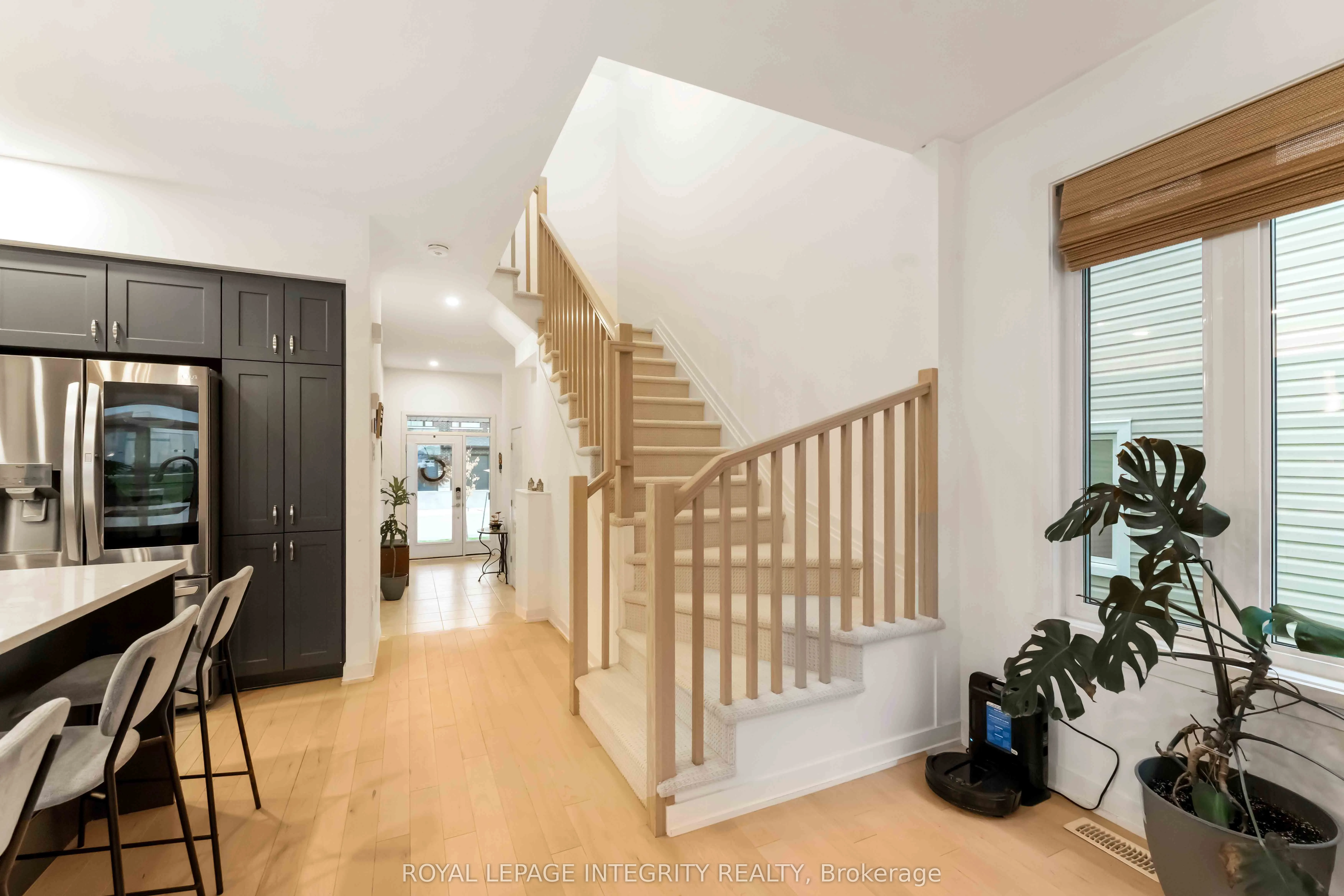 221 Finsbury Avenue