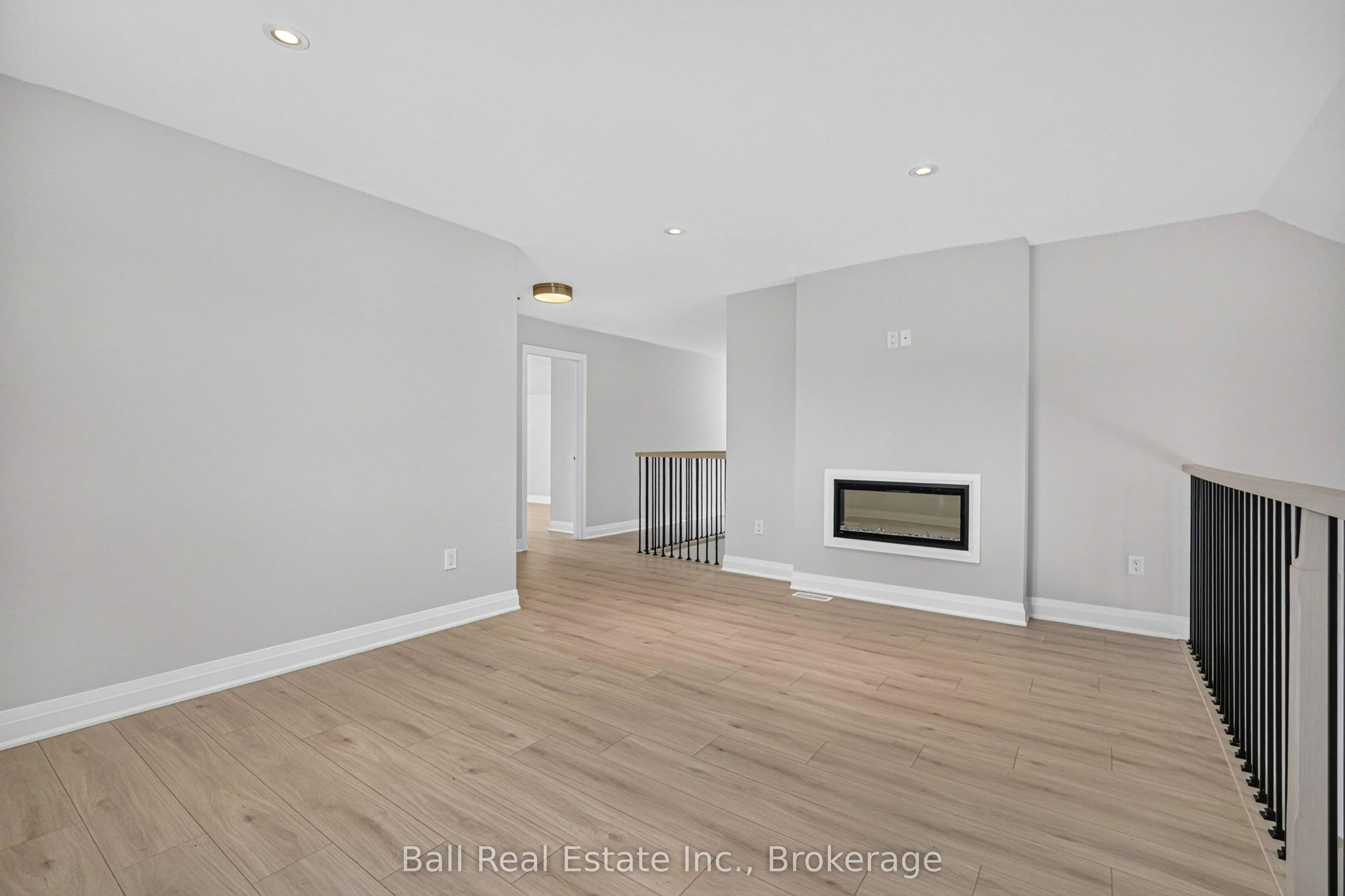 69 Cedartree Lane
