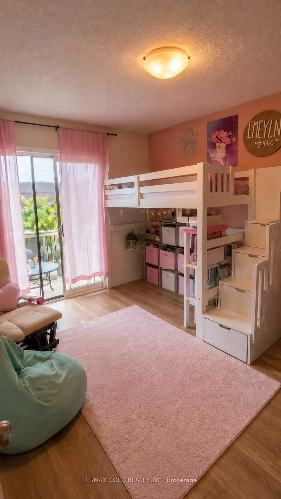617 Trailview Drive