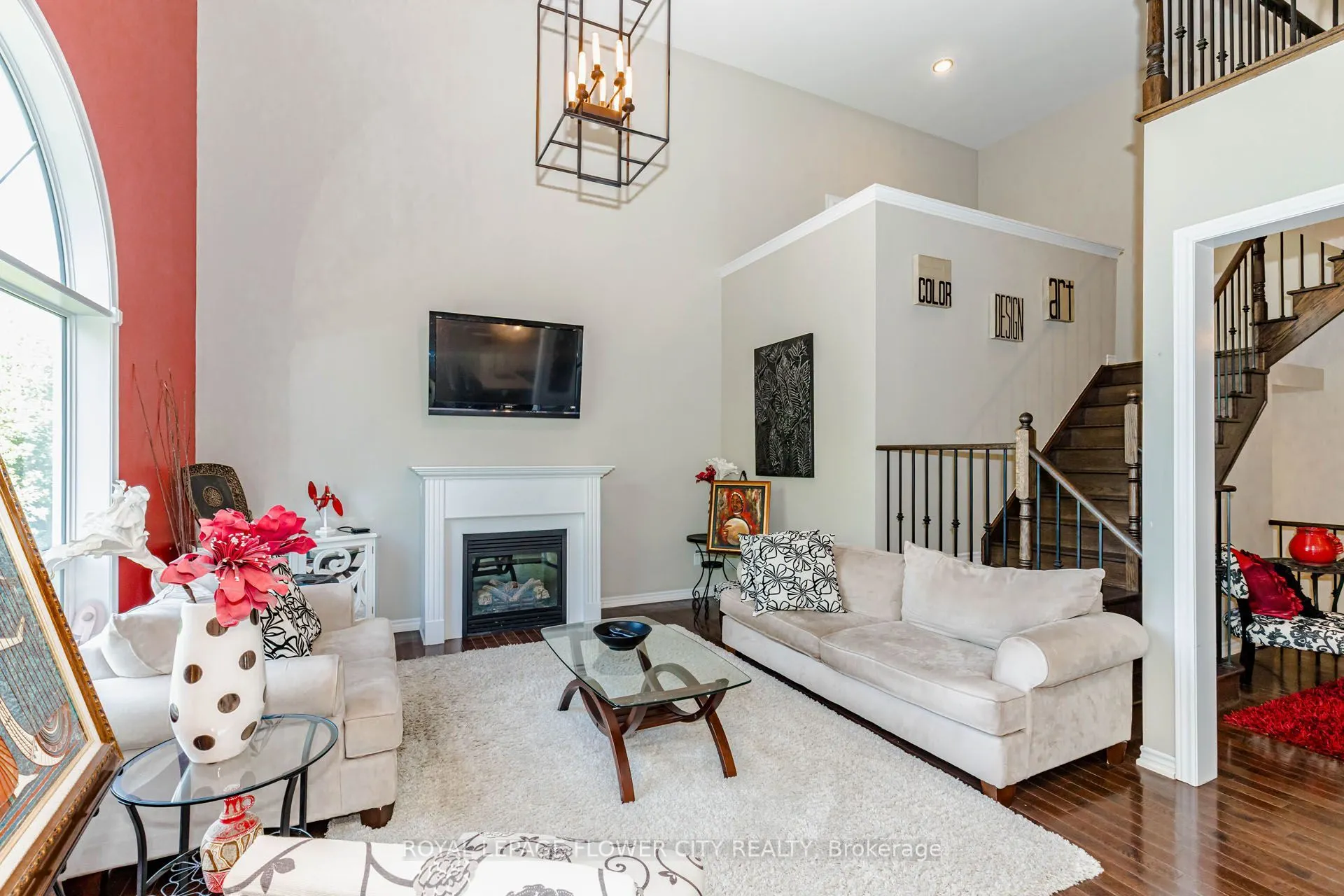 944 O'reilly Crescent
