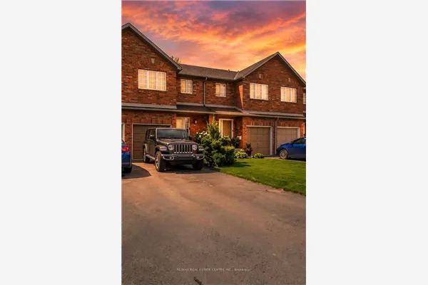 10 Cadham Boulevard