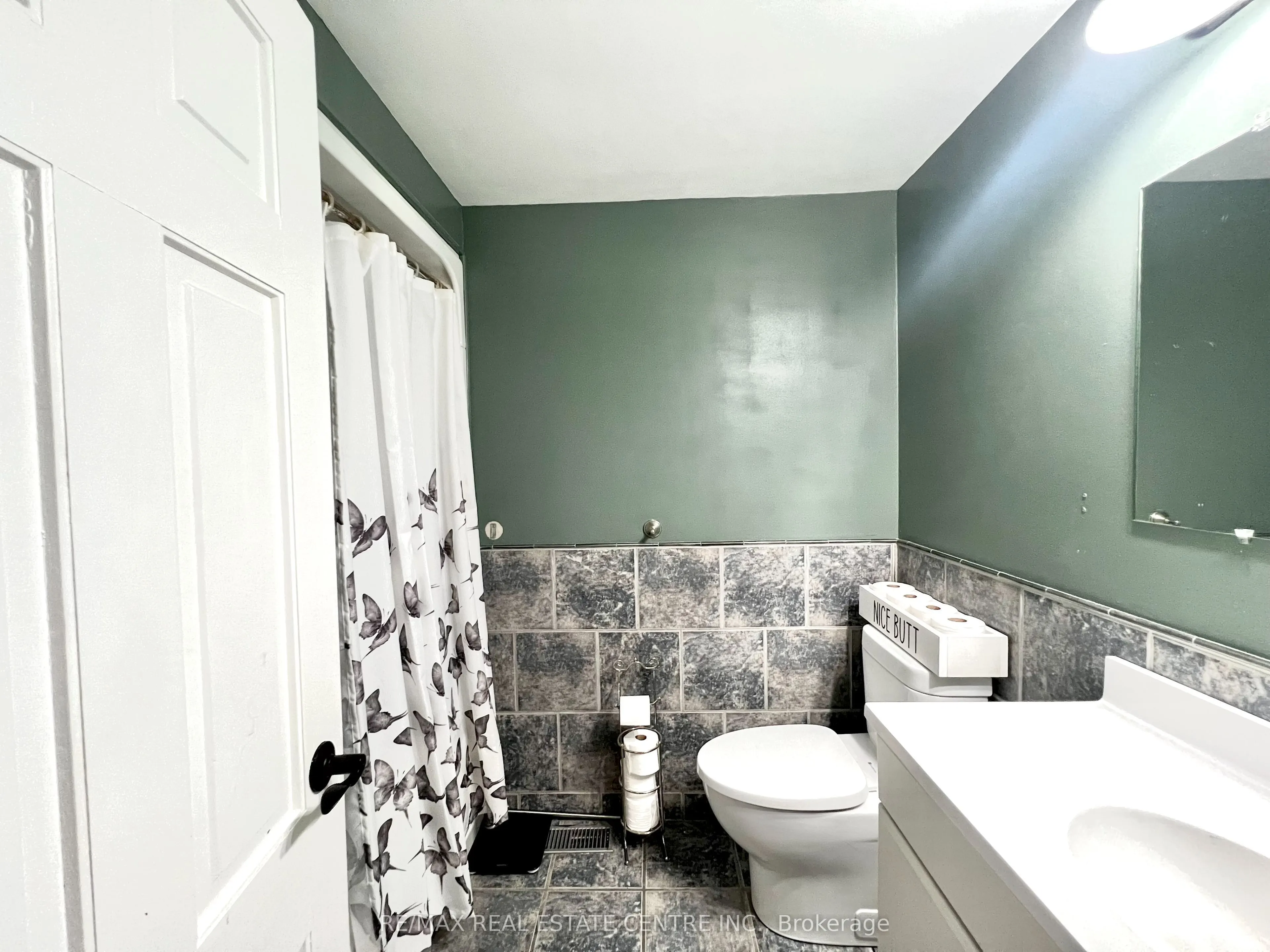 132 Birch Grove