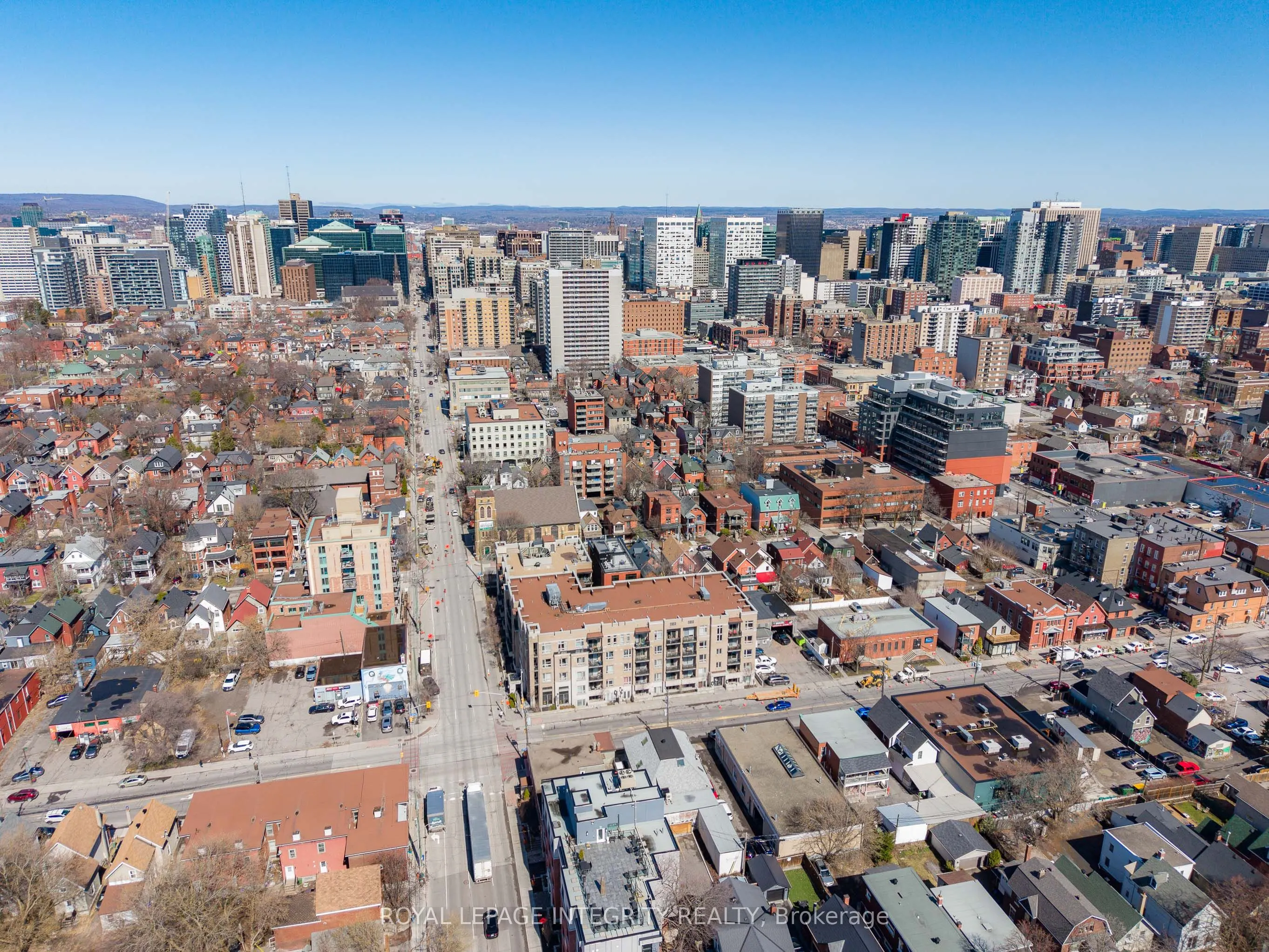 429 Kent Street #320