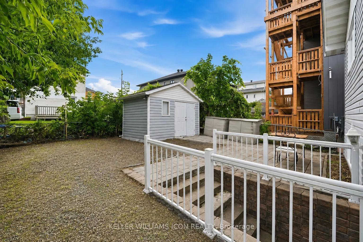 313 Savard Avenue