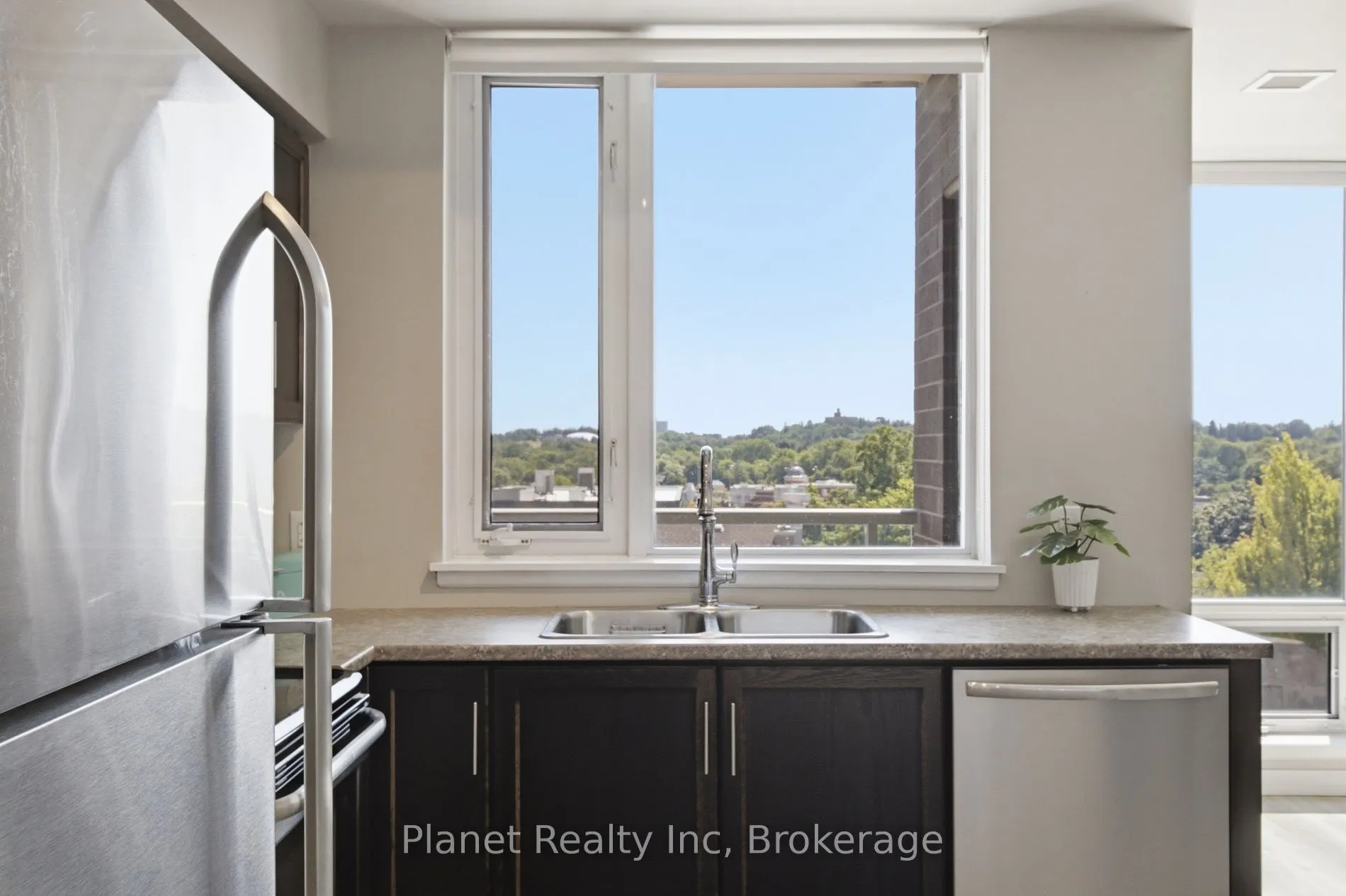 5 Gordon Street #406