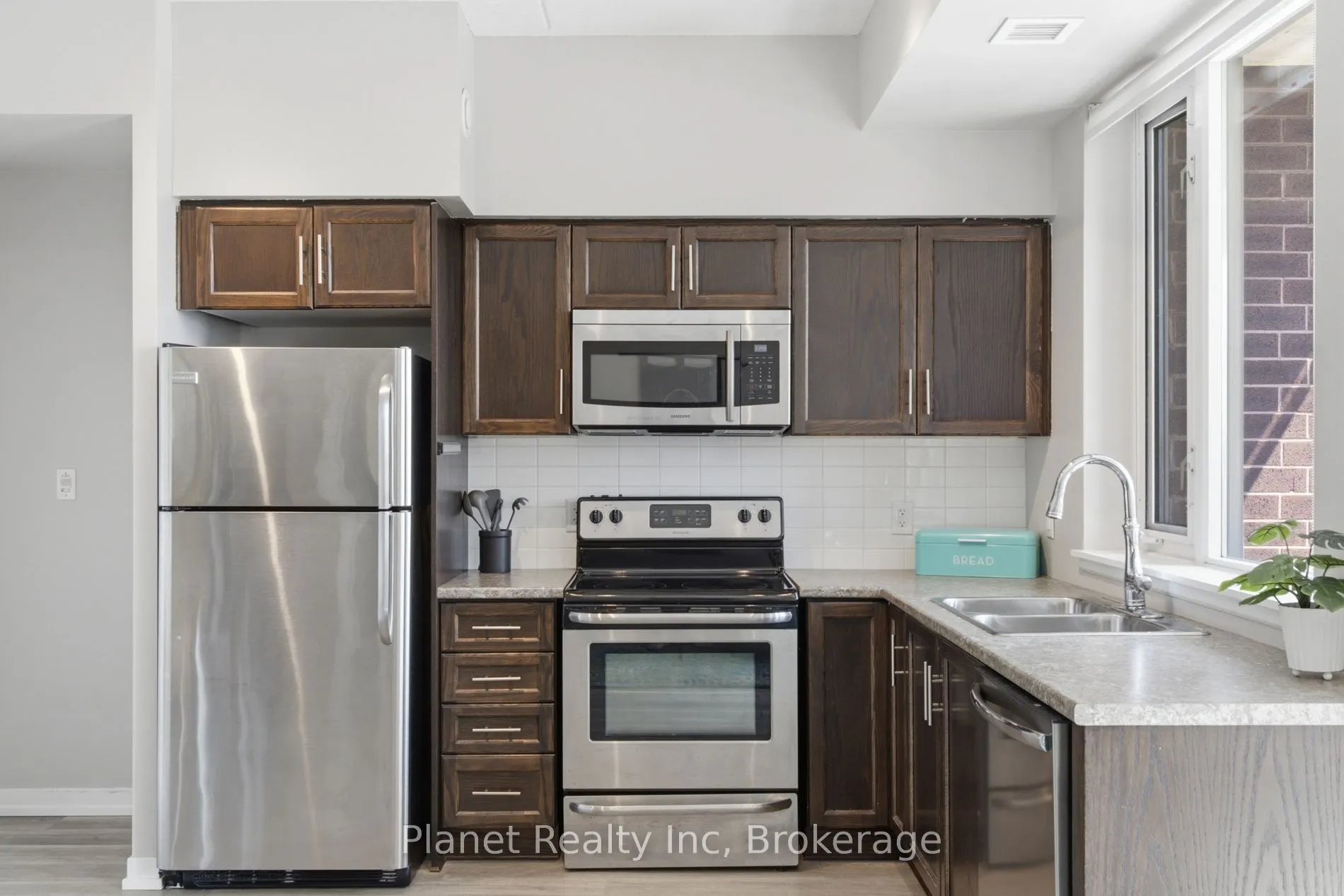 5 Gordon Street #406