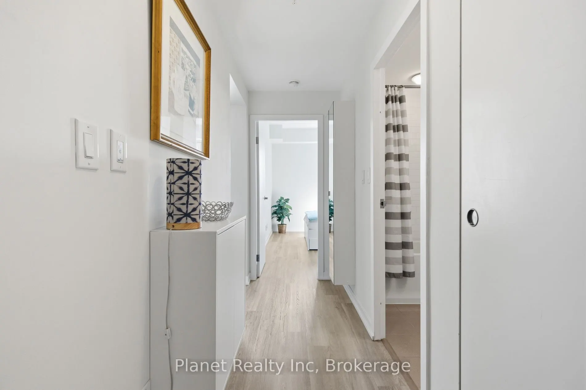 5 Gordon Street #406