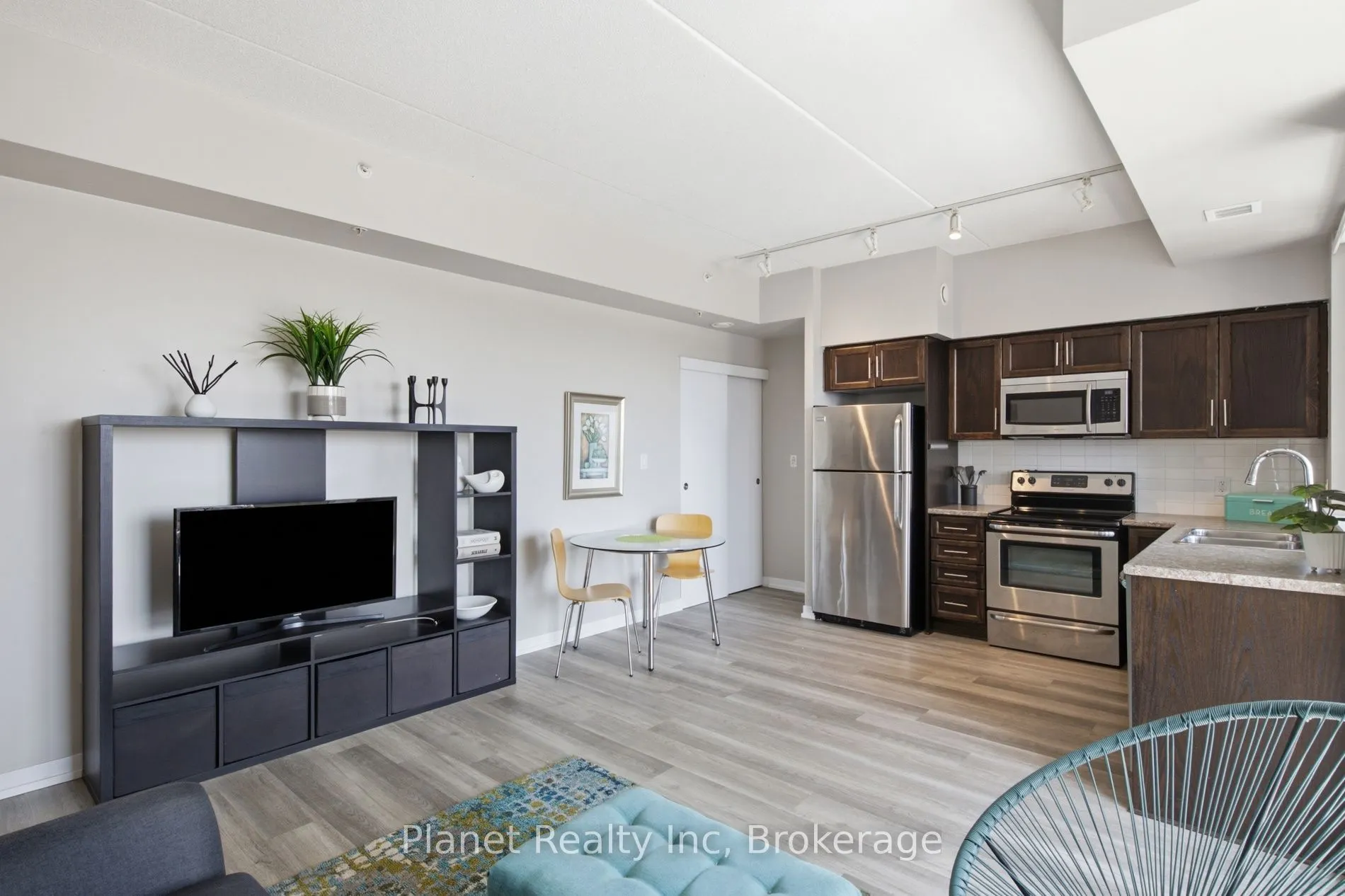 5 Gordon Street #406