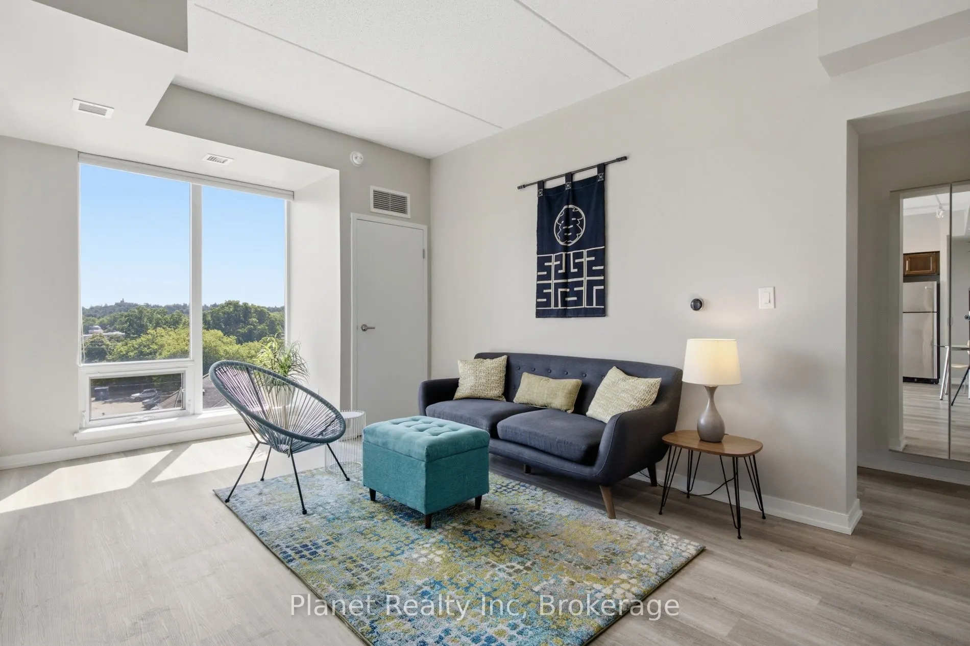 5 Gordon Street #406