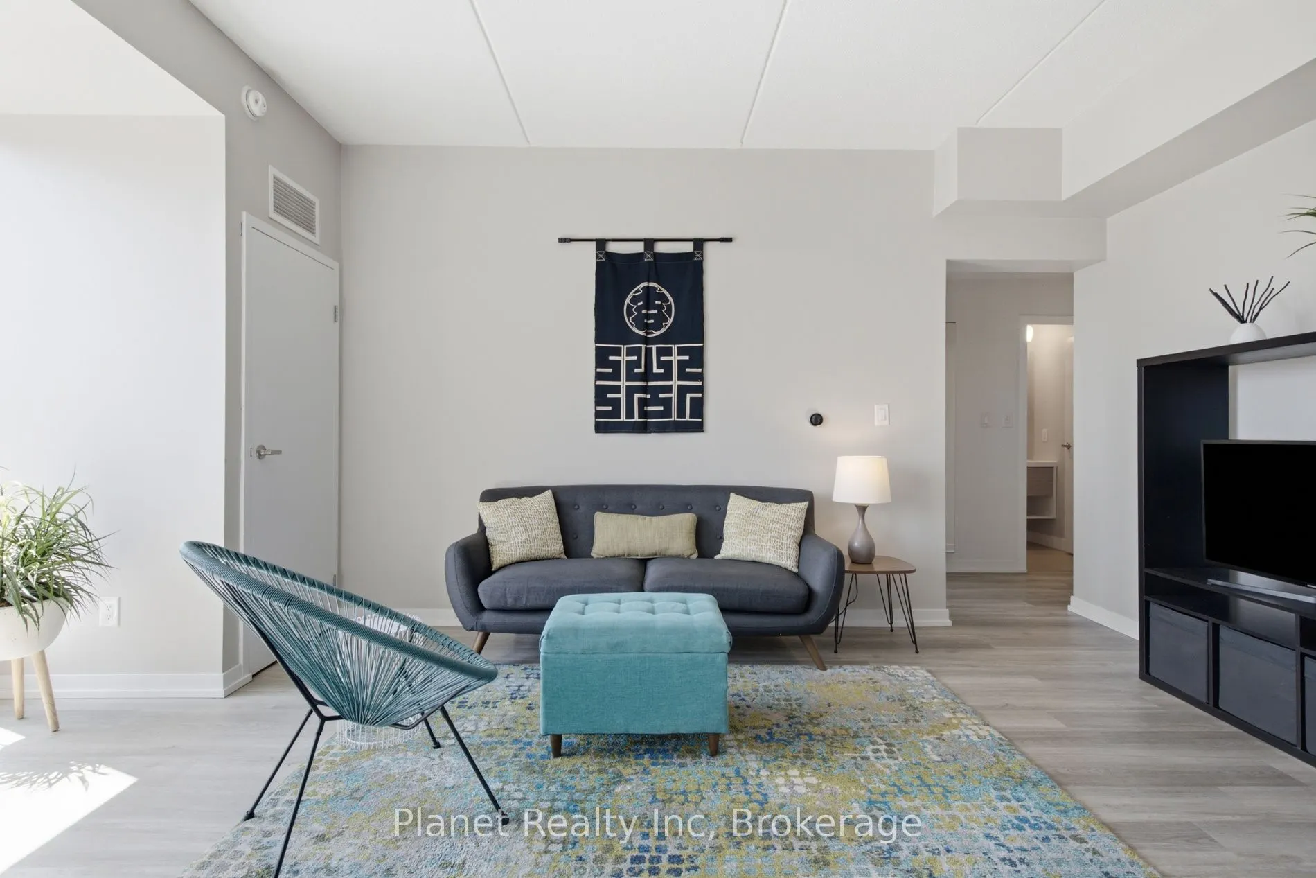 5 Gordon Street #406