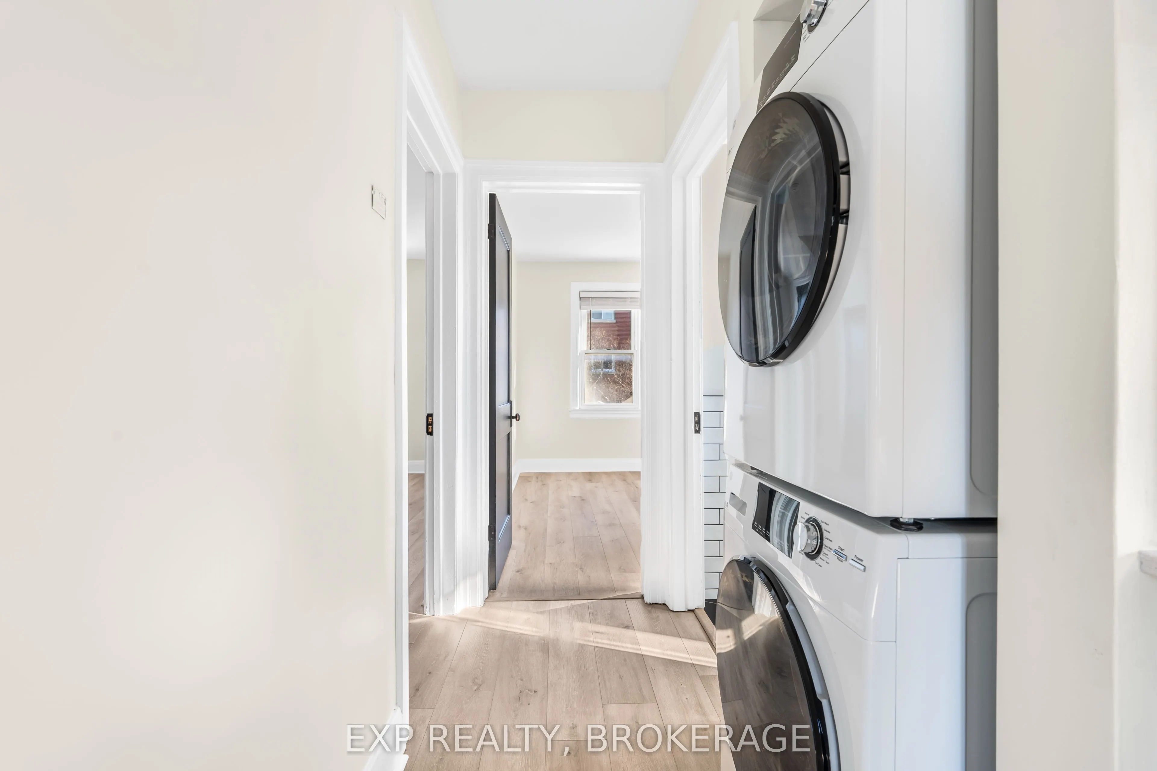 493 COLLEGE Street #2