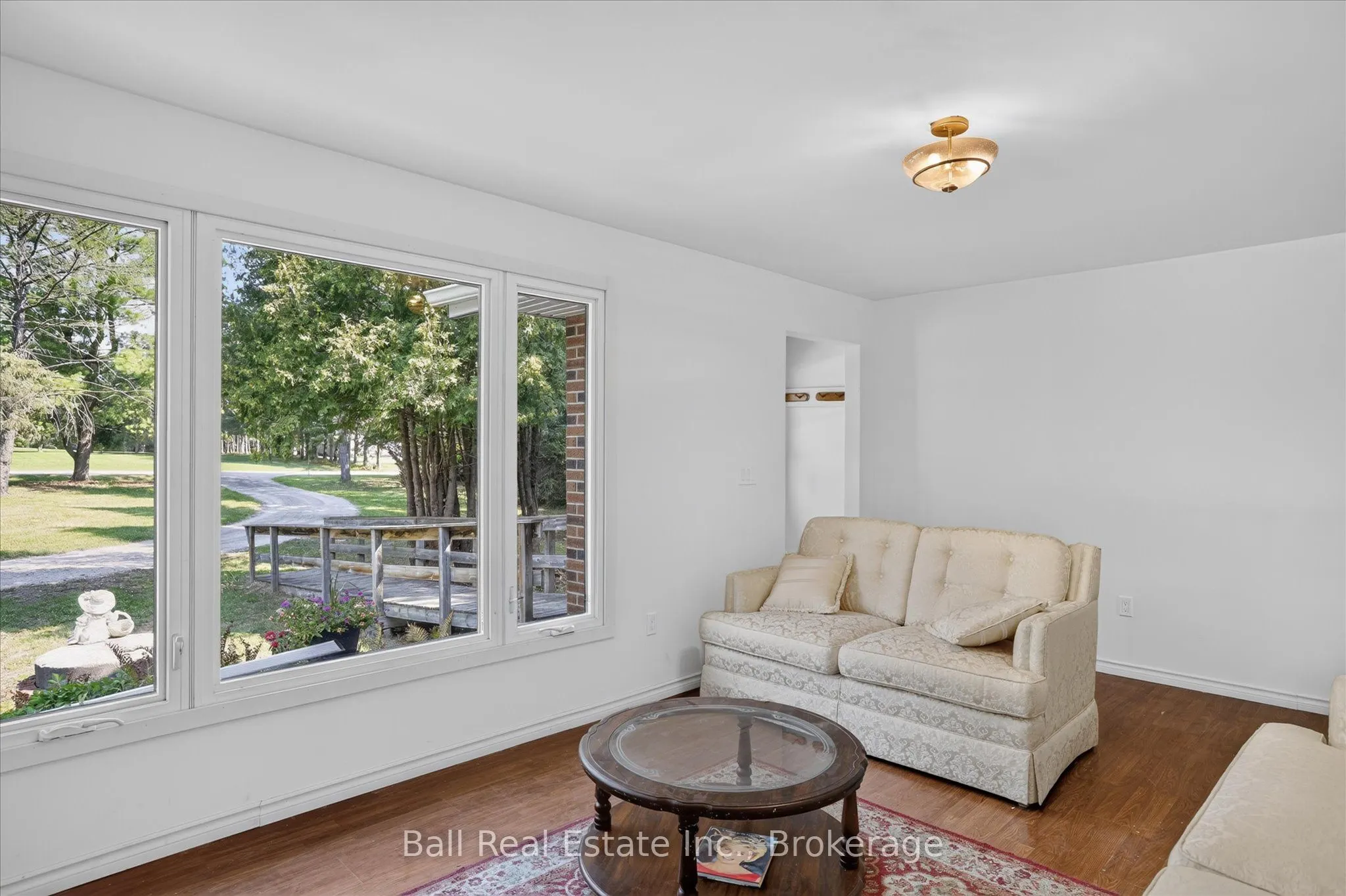 751 Ford Crescent