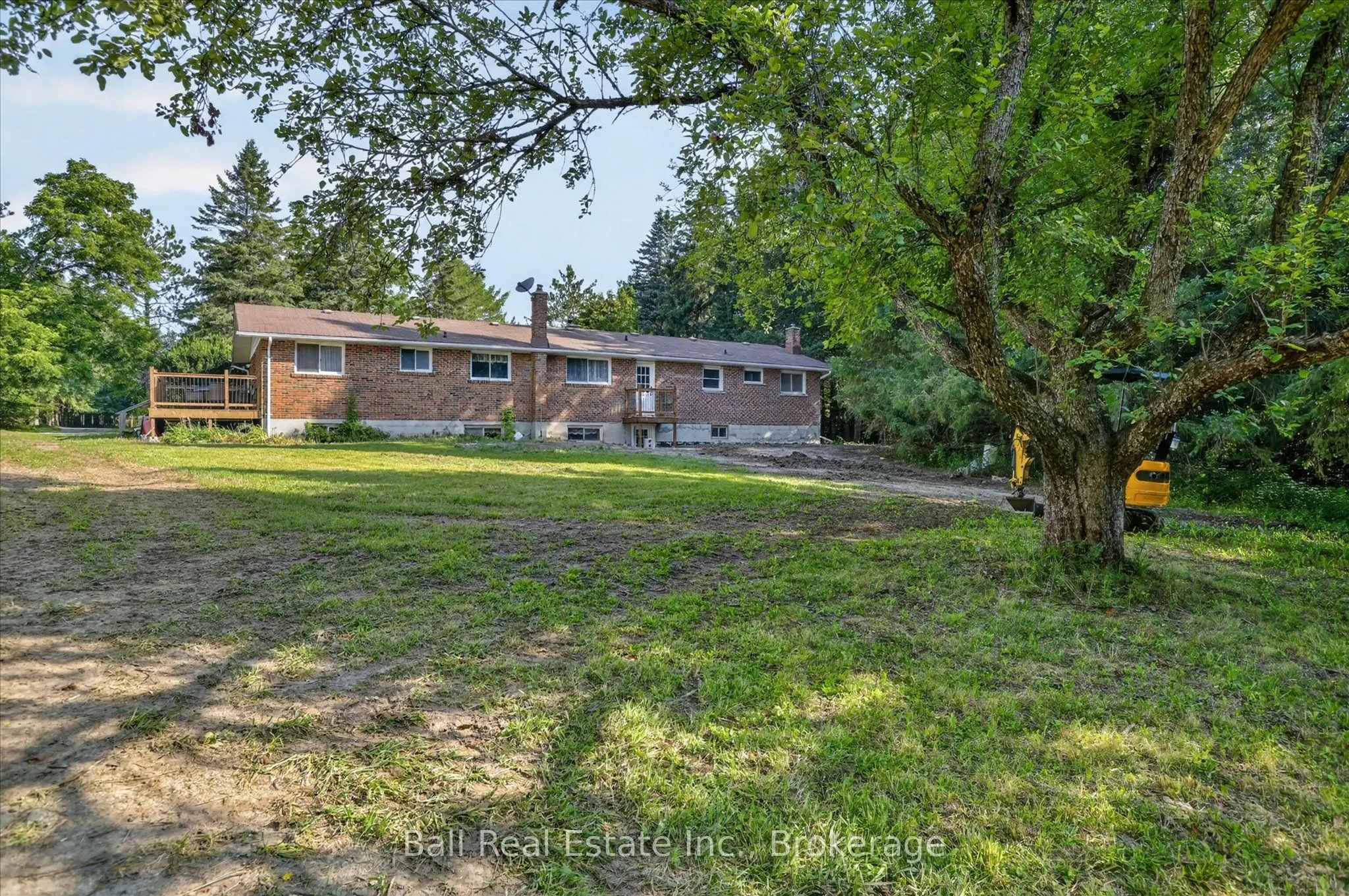 751 Ford Crescent