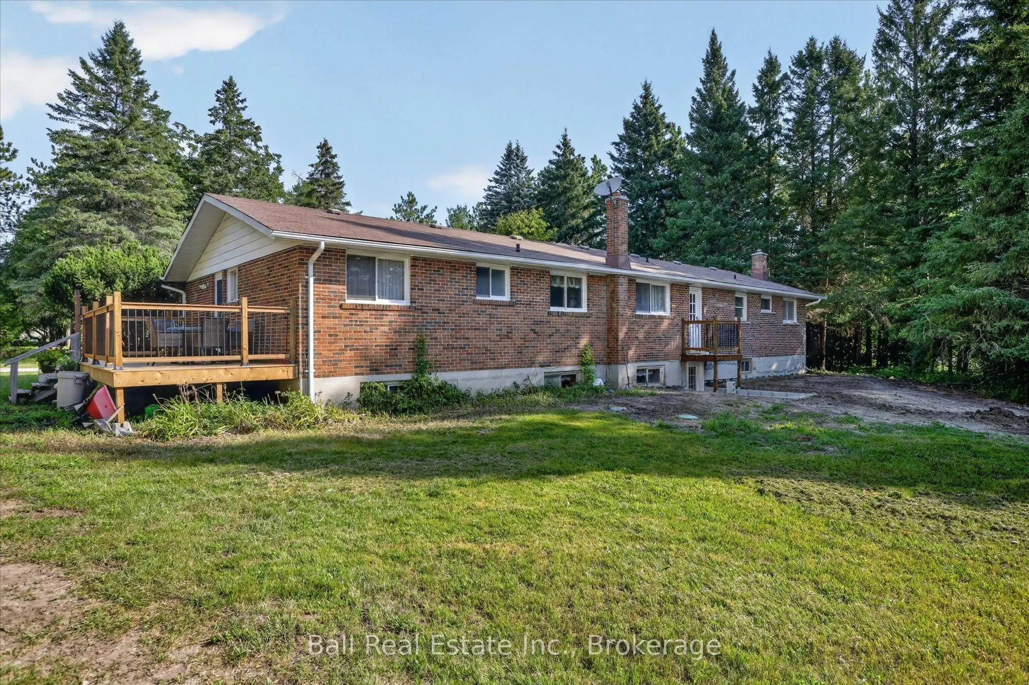 751 Ford Crescent