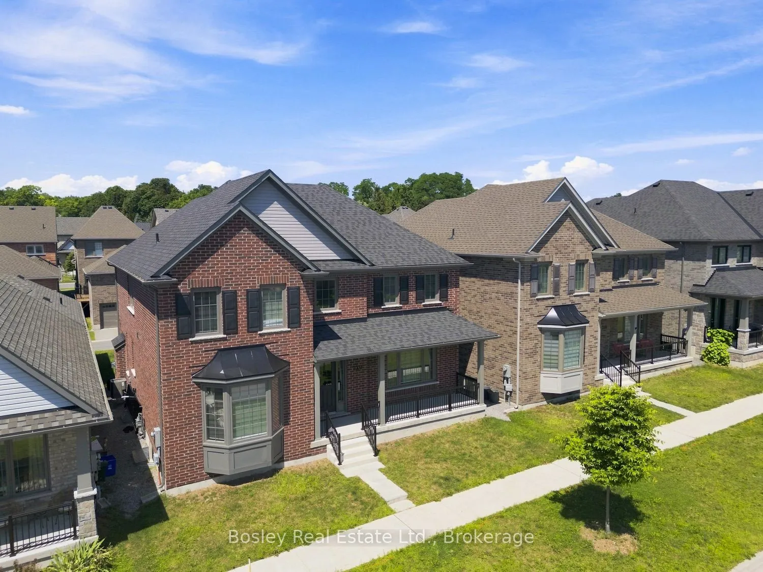 220 Strachan Street