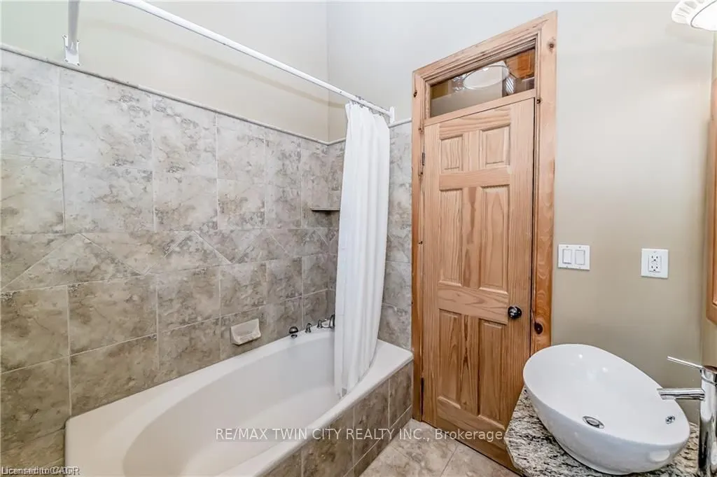 1347 Rosseau Road #10