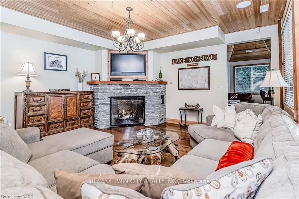1347 Rosseau Road #10