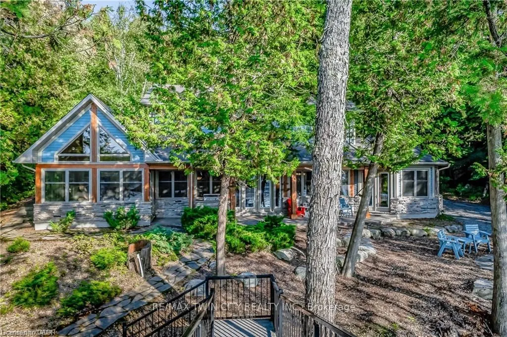 1347 Rosseau Road #10