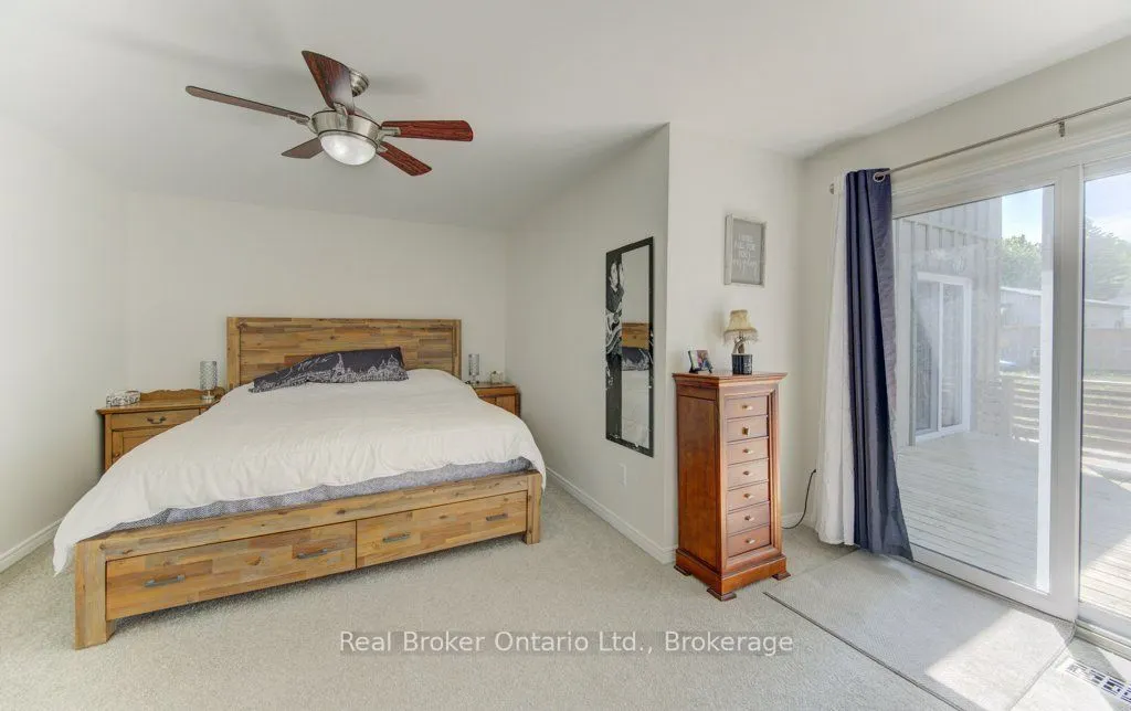 4 Wellington Street