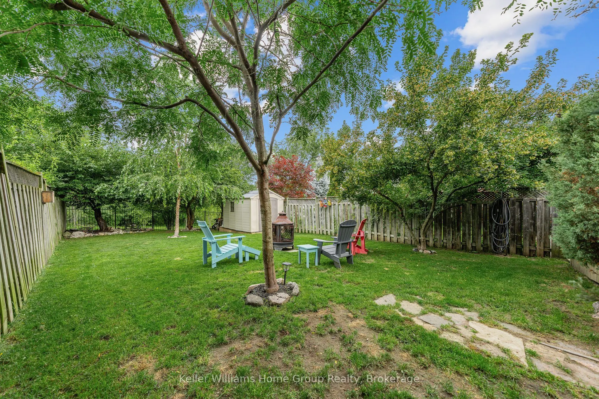 479 Doon S Drive E