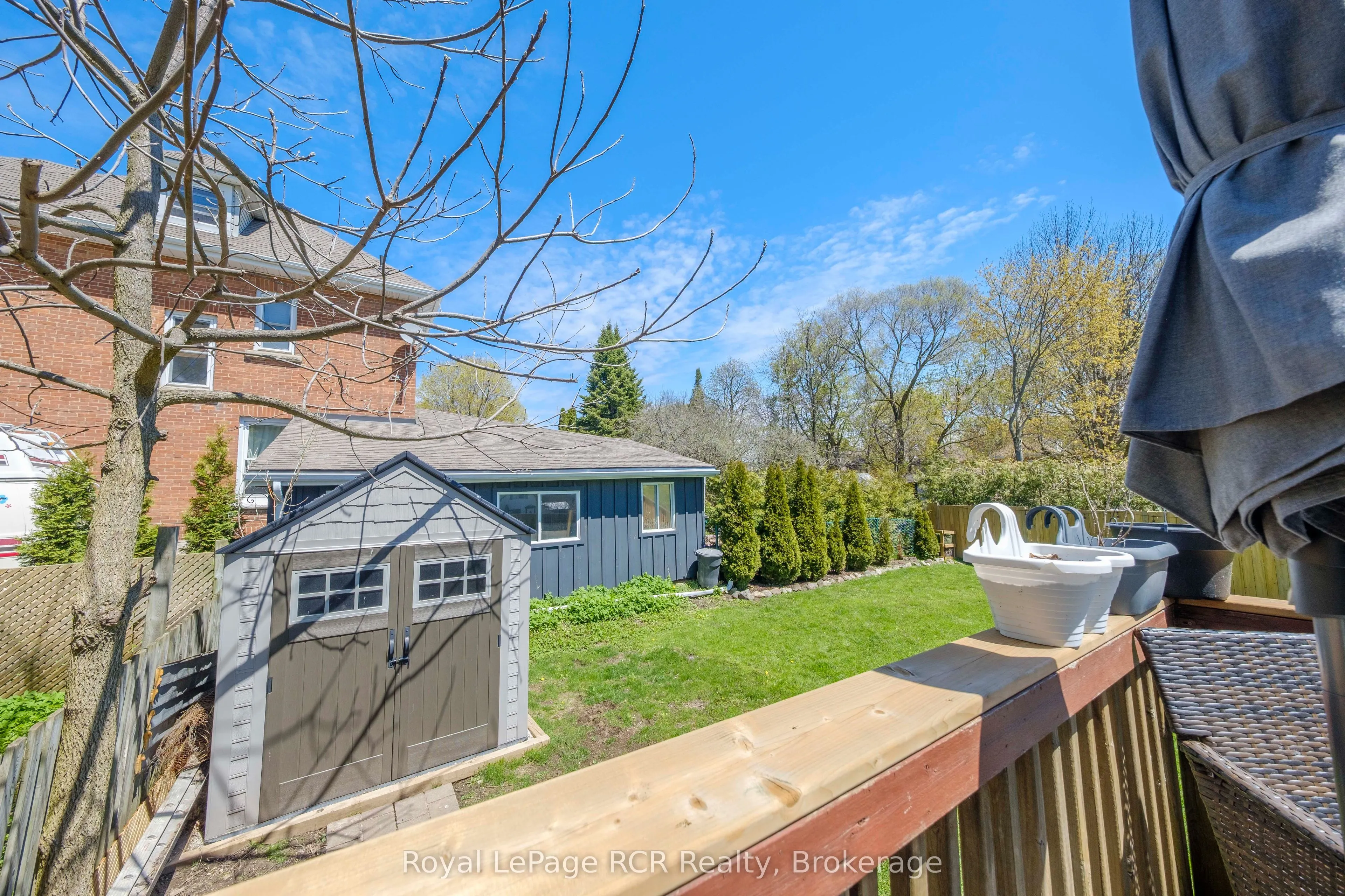 494 16th Street W