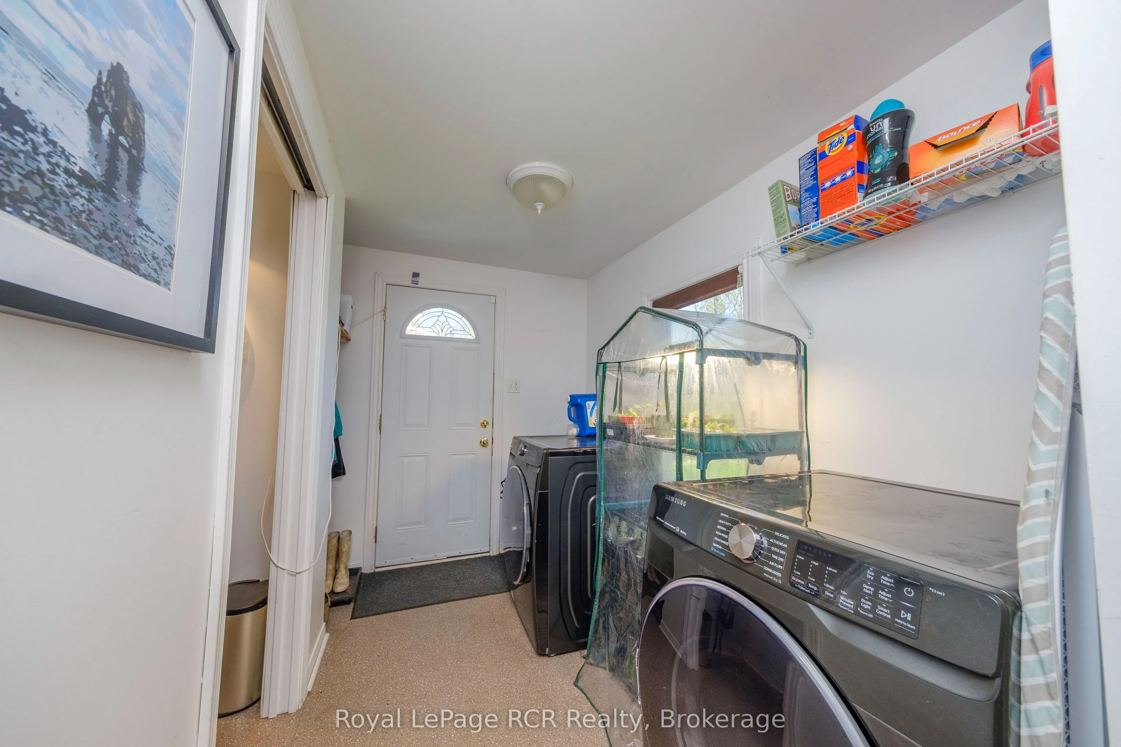 494 16th Street W