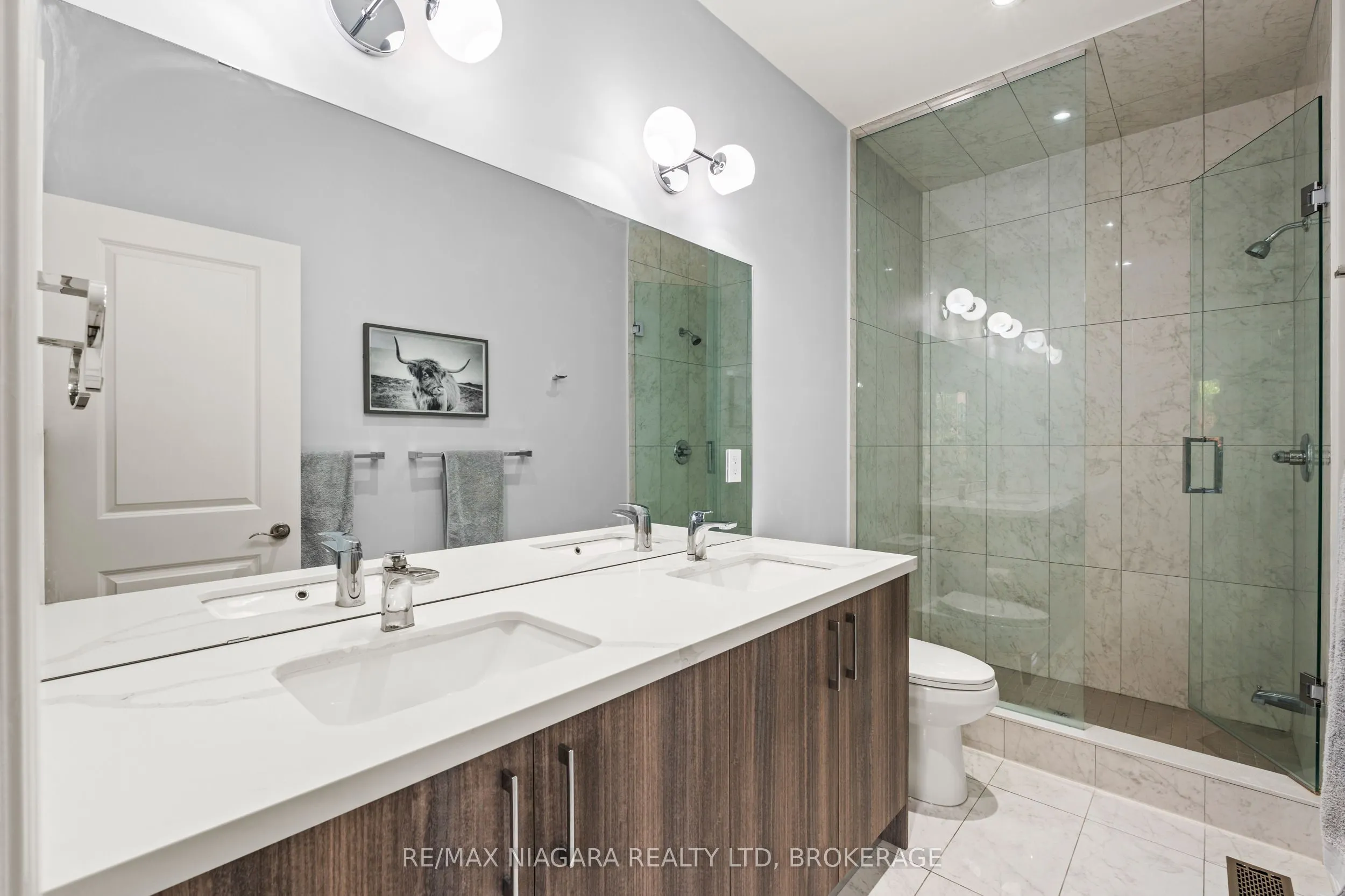130 John Street W